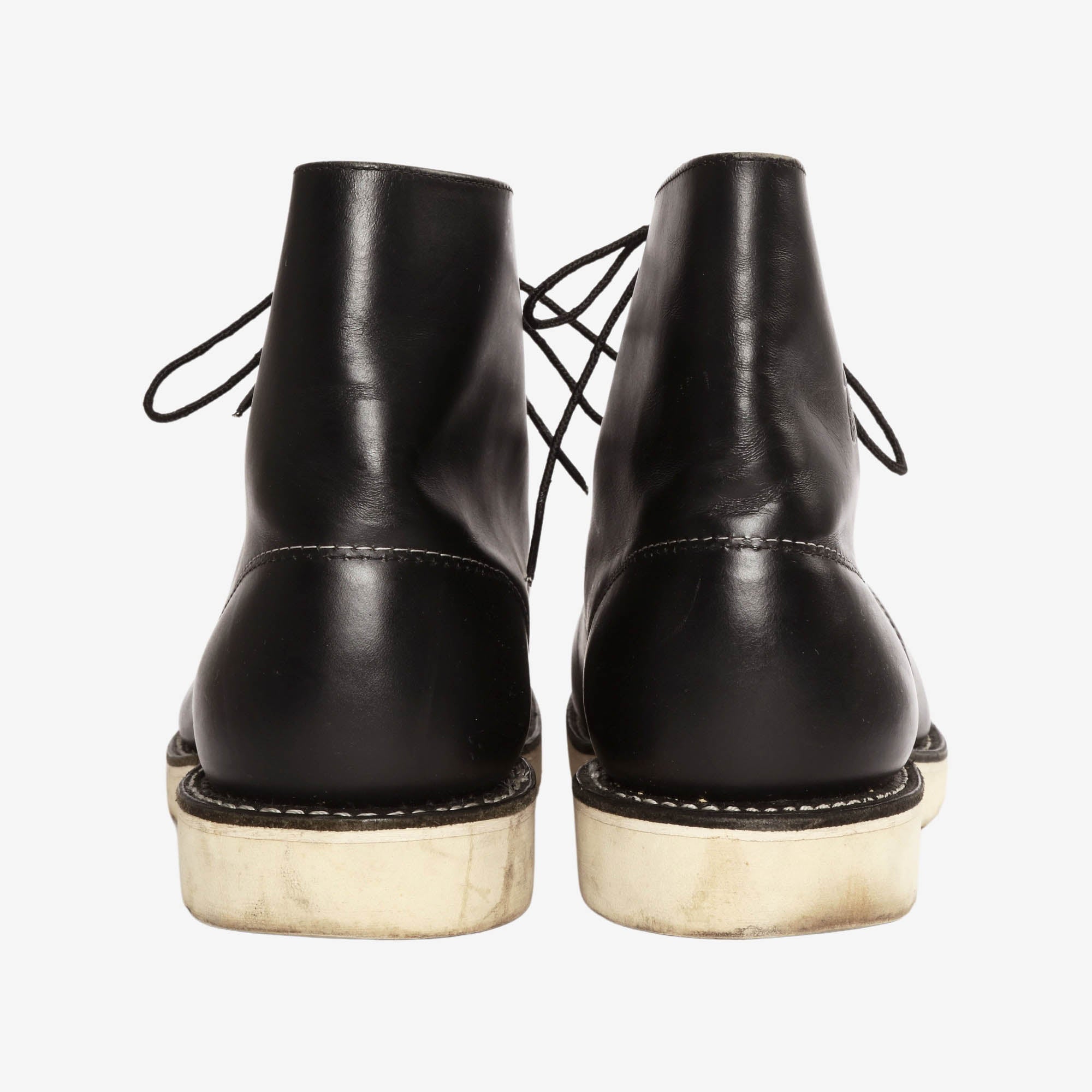 8165 Classic Round Toe Boots