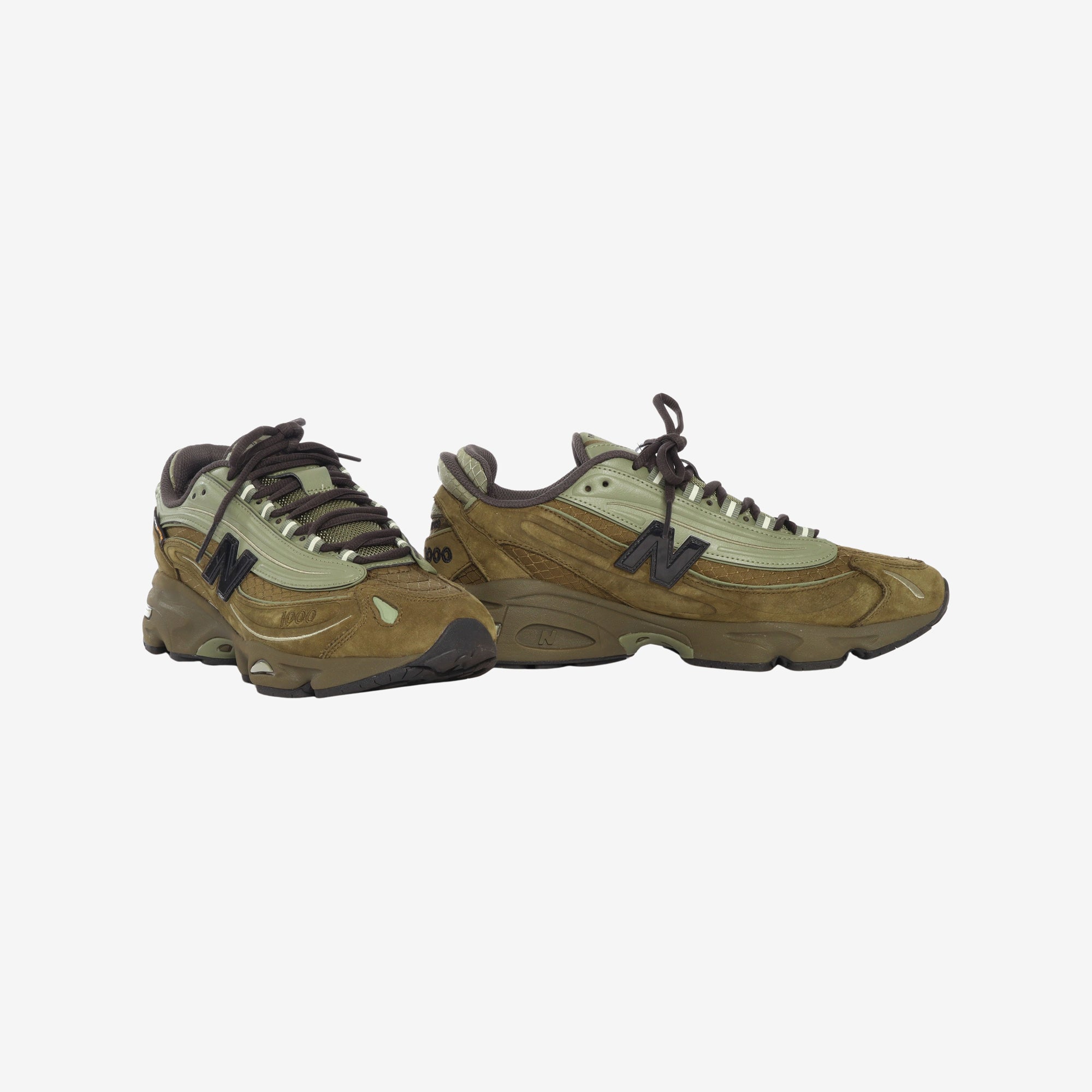1000 Sneakers