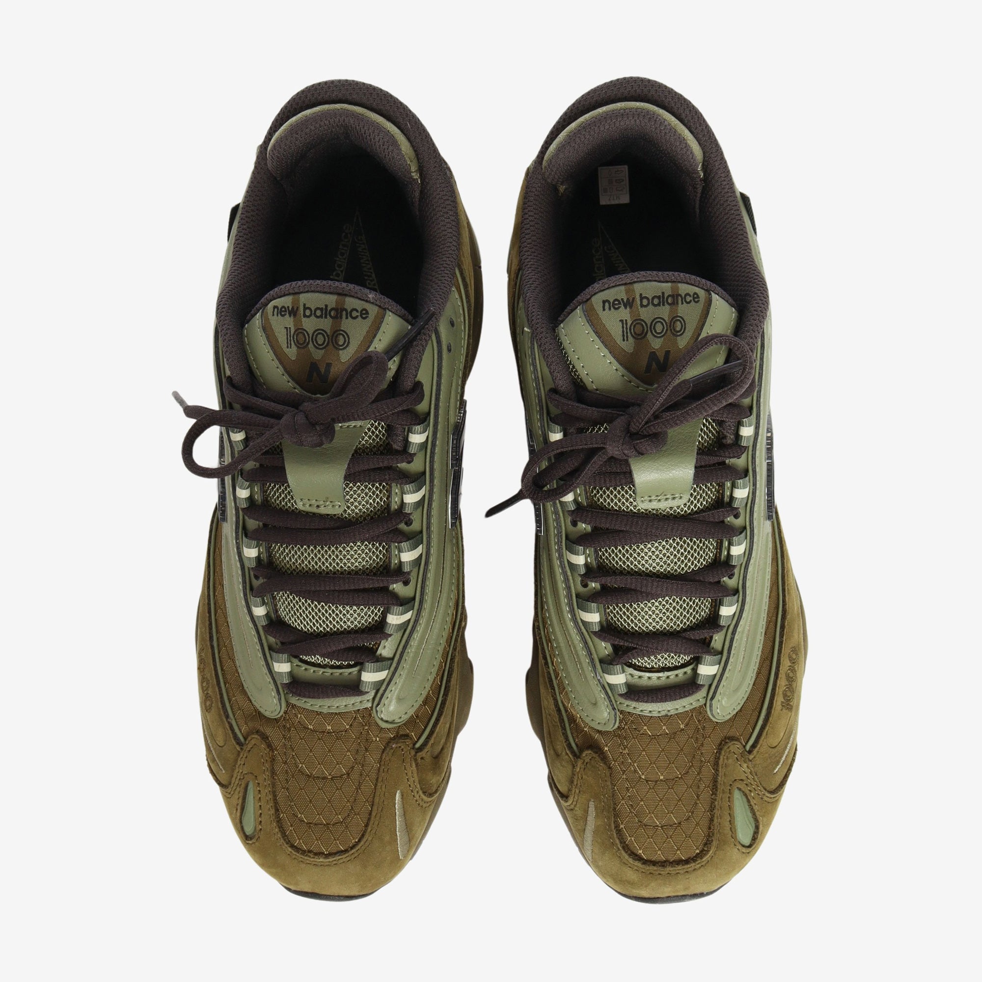 1000 Sneakers