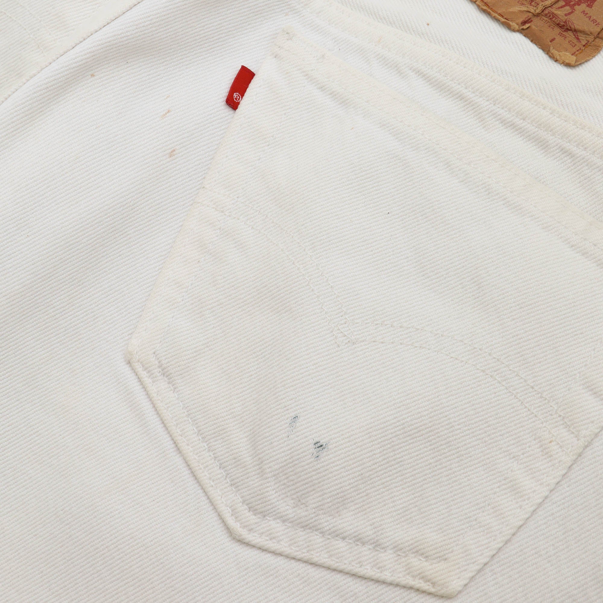 Vintage 90s 501 Denim USA (32W X 31L)