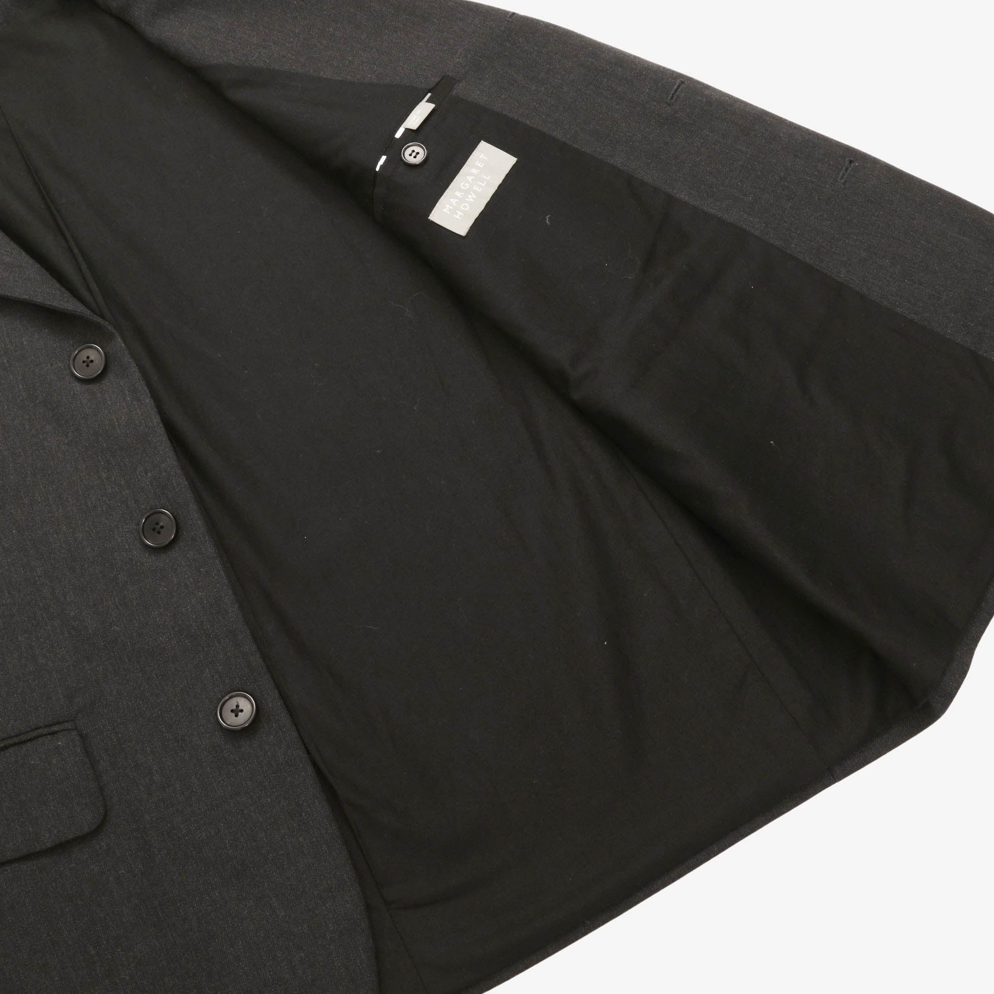 Unstructured Mainline Suit