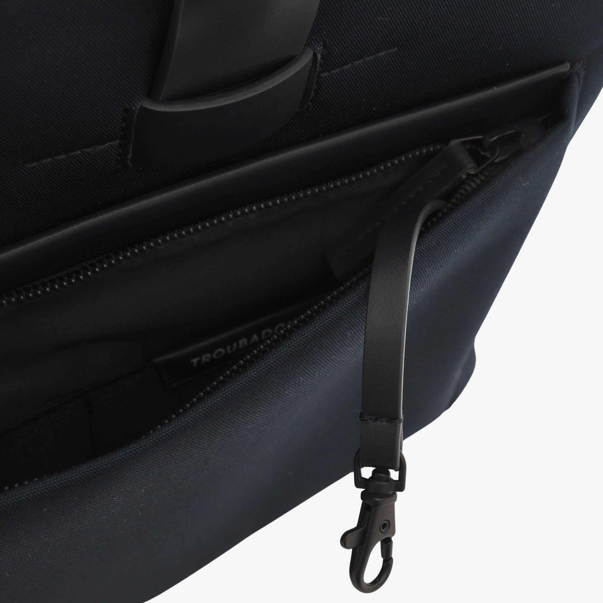 Adventure Pathfinder Slim Briefcase