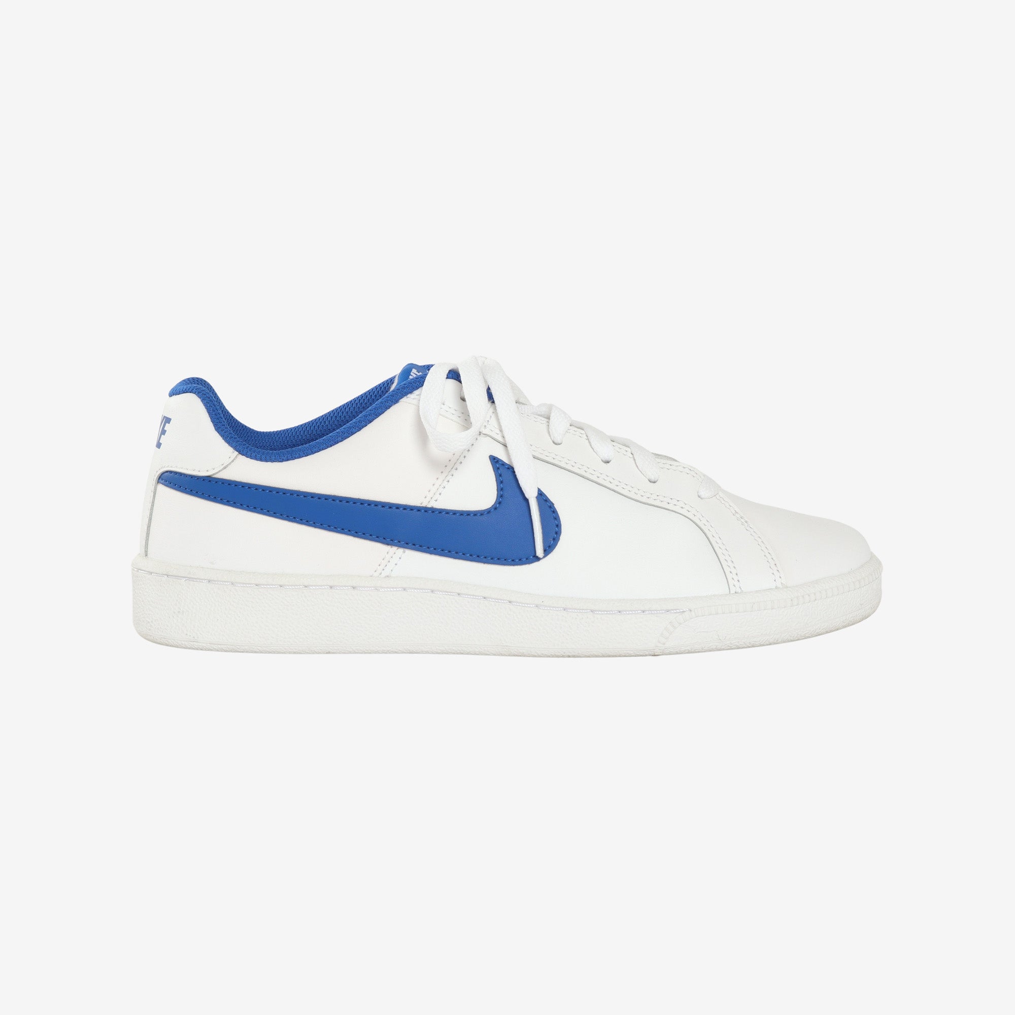 Court Royale Sneakers