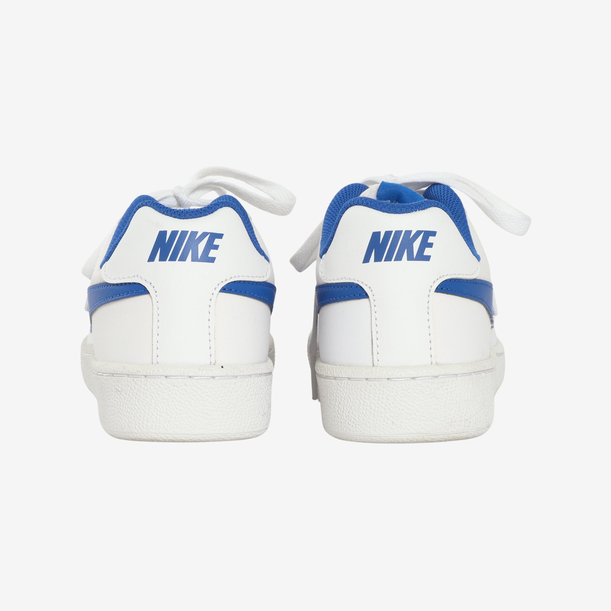 Court Royale Sneakers