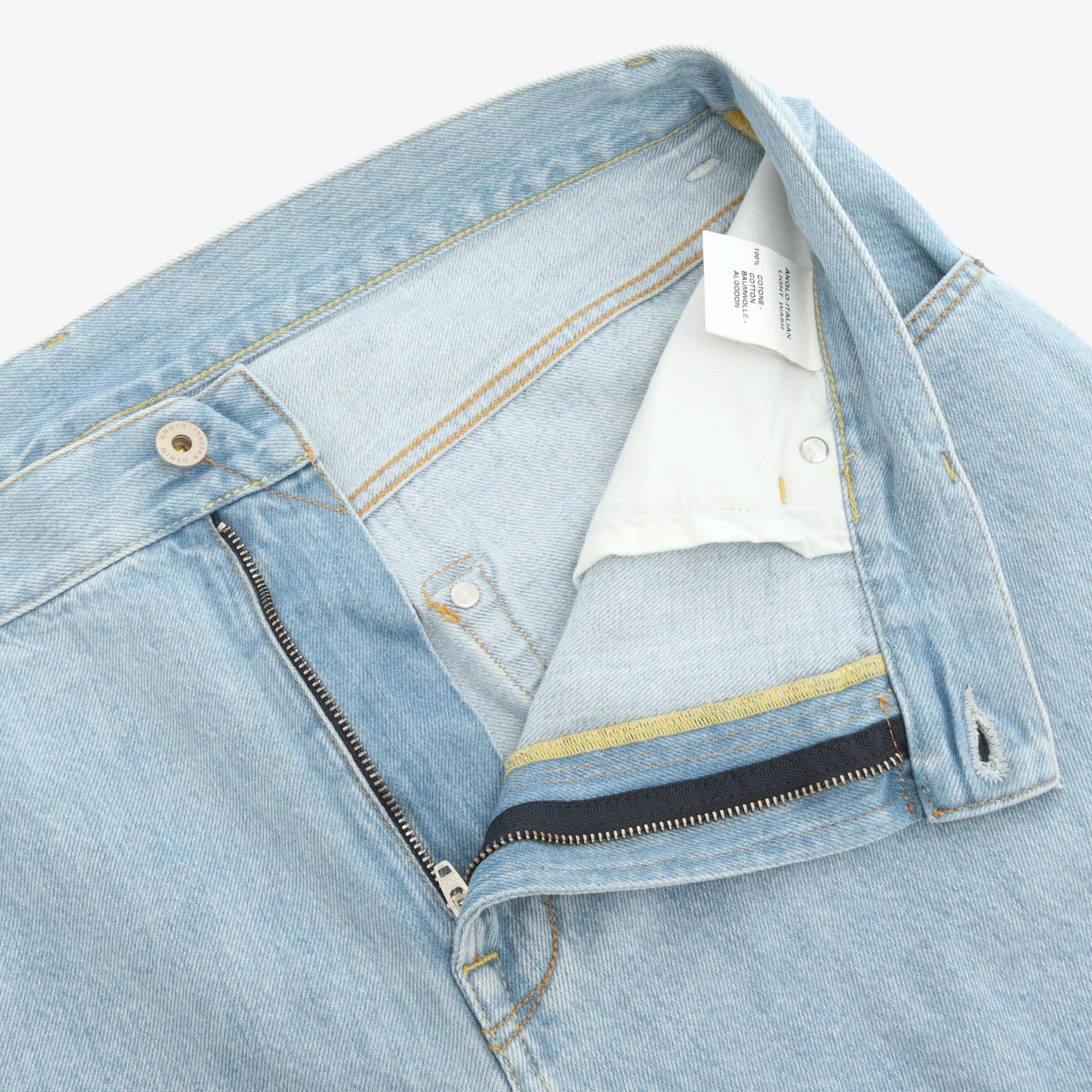 Denim Light Wash Mk I (37W X 30L)