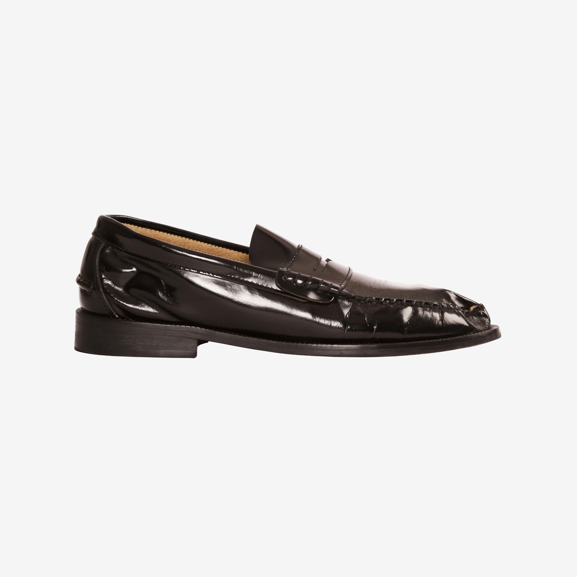 Vega Loafers
