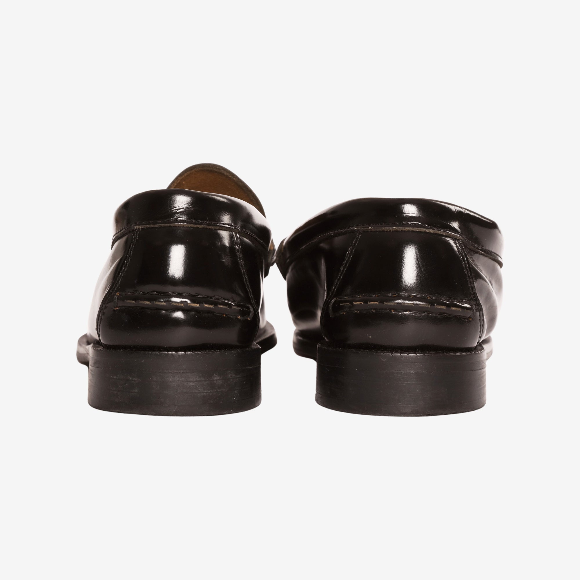 Vega Loafers