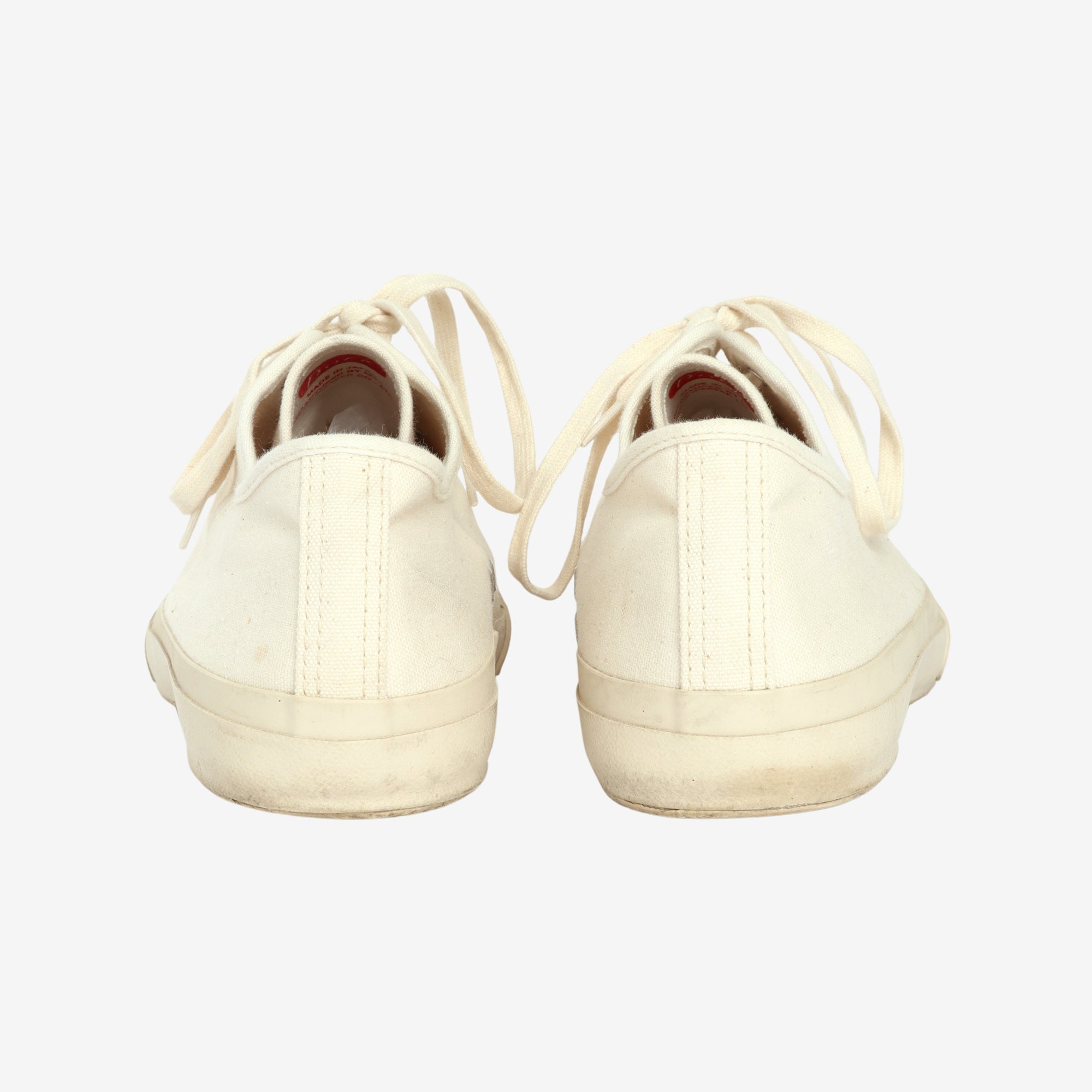 Court Canvas Sneakers