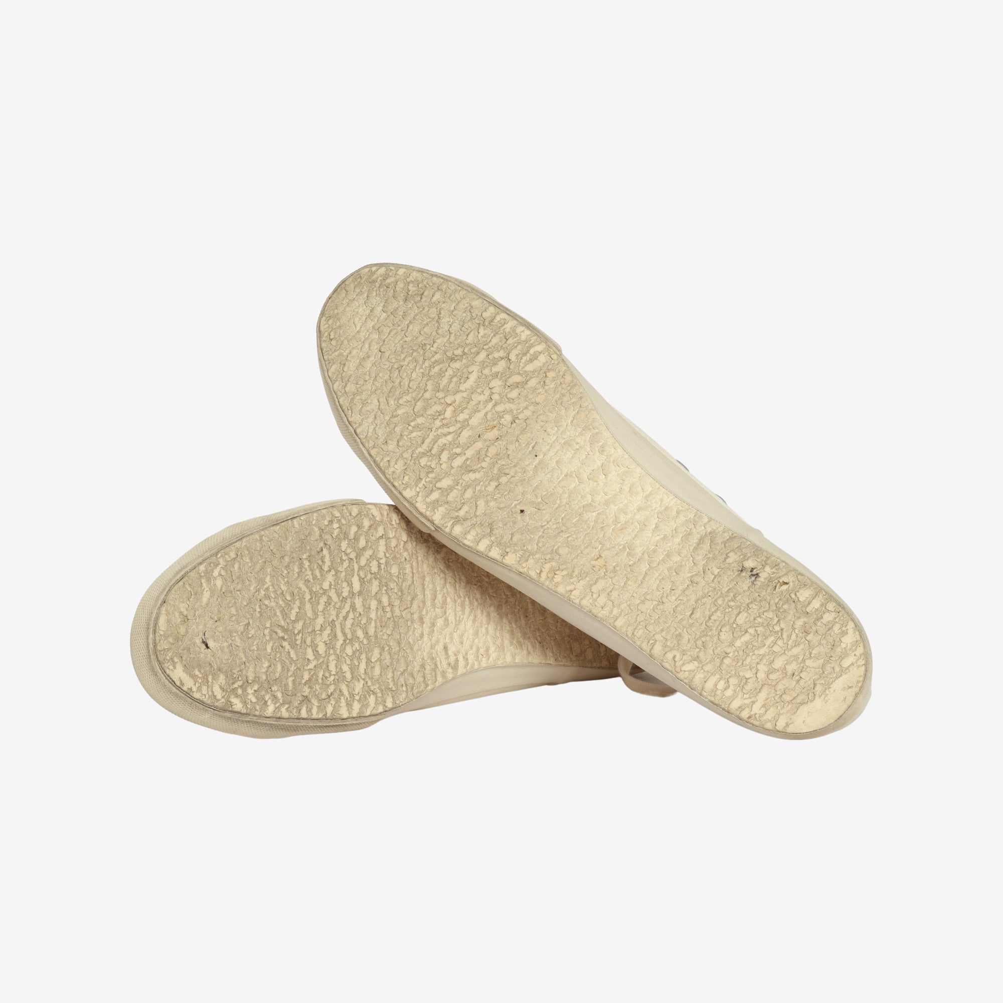 Court Canvas Sneakers