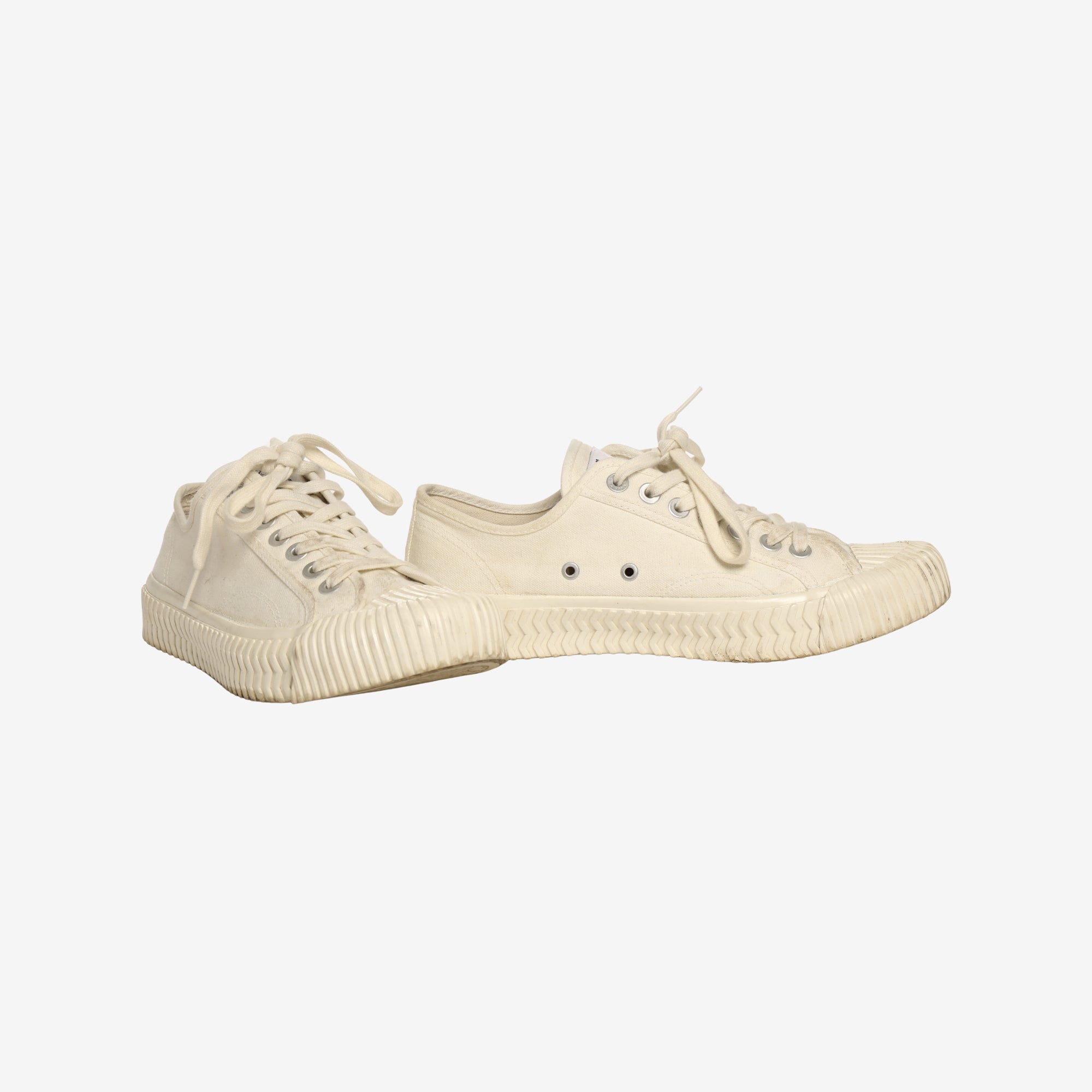 Bolt Low Canvas Sneakers