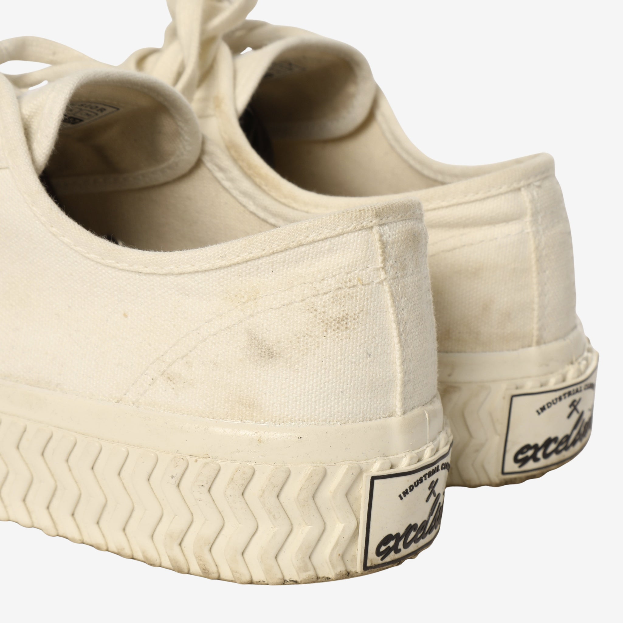 Bolt Low Canvas Sneakers