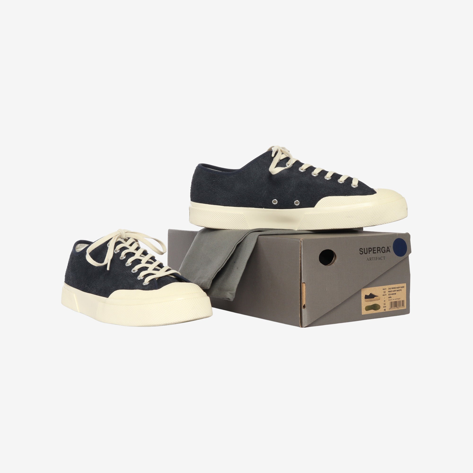 Artifact 2432 Works Suede Sneakers