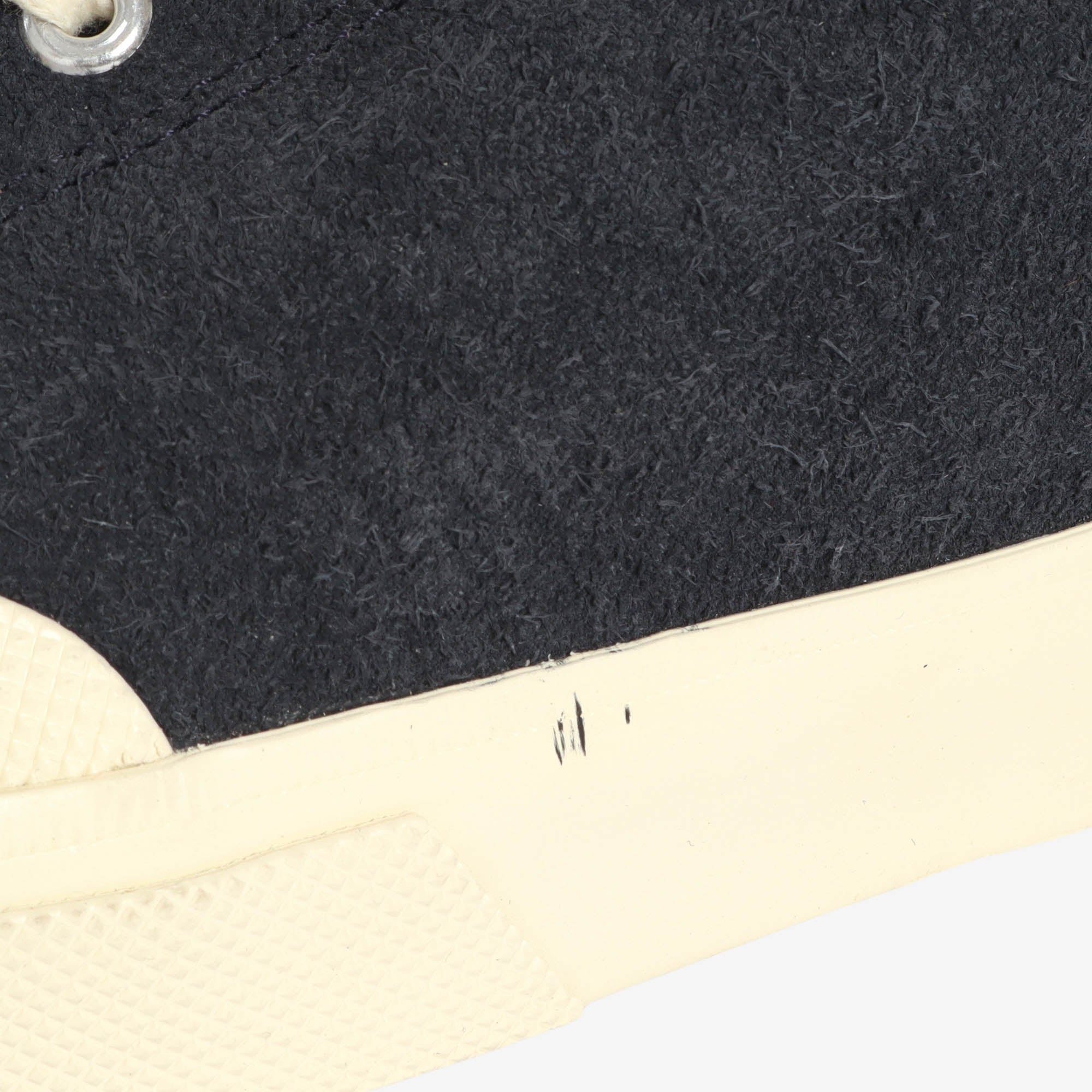 Artifact 2432 Works Suede Sneakers