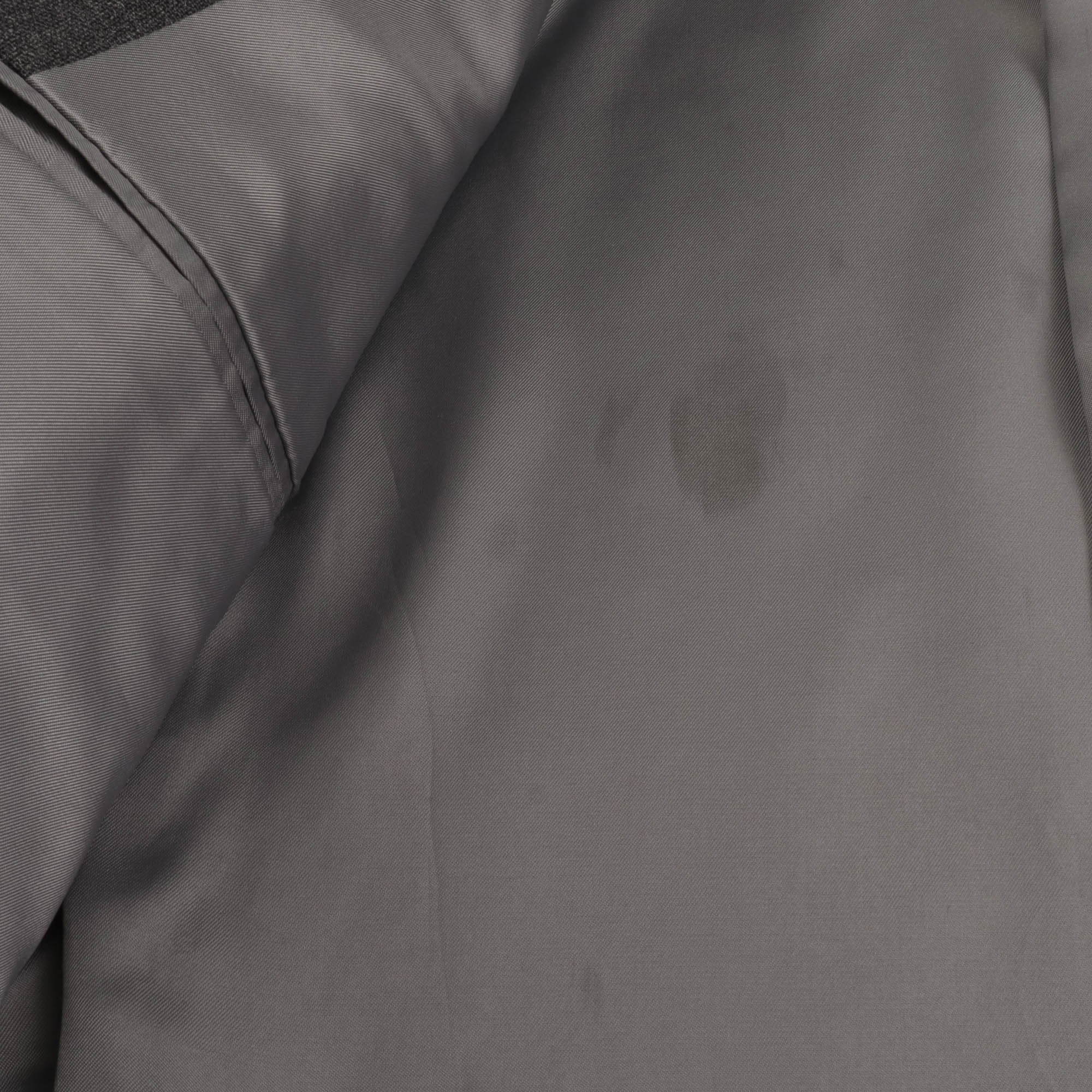 MTM Fresco 3-Piece Suit