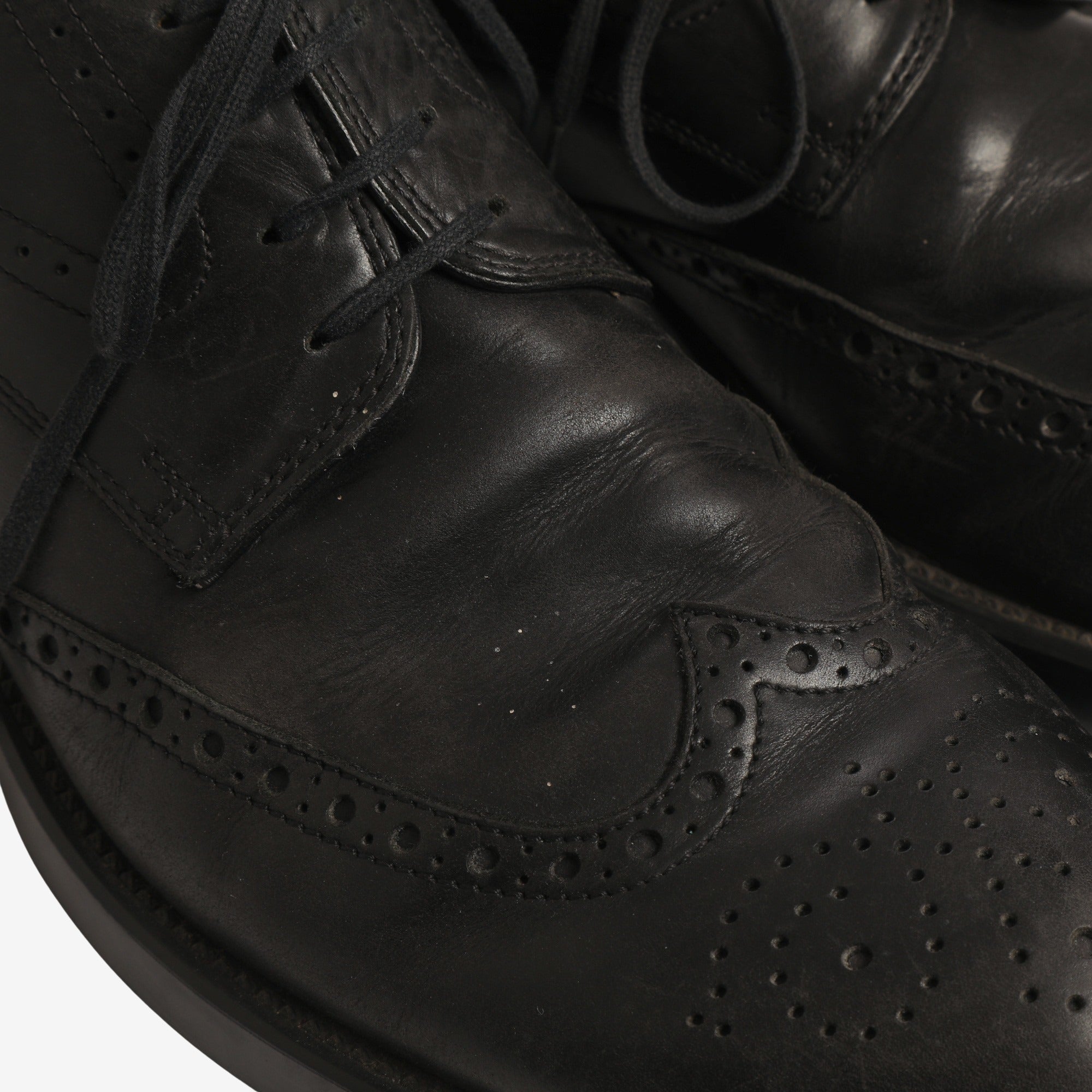 Lace-up Brogues