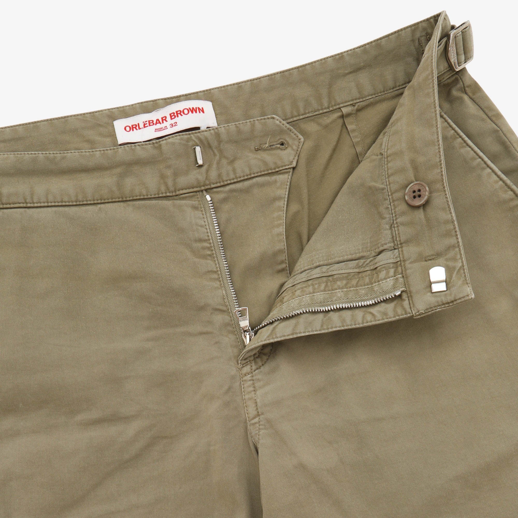 Bulldog Stretch Shorts (17W X 6L)