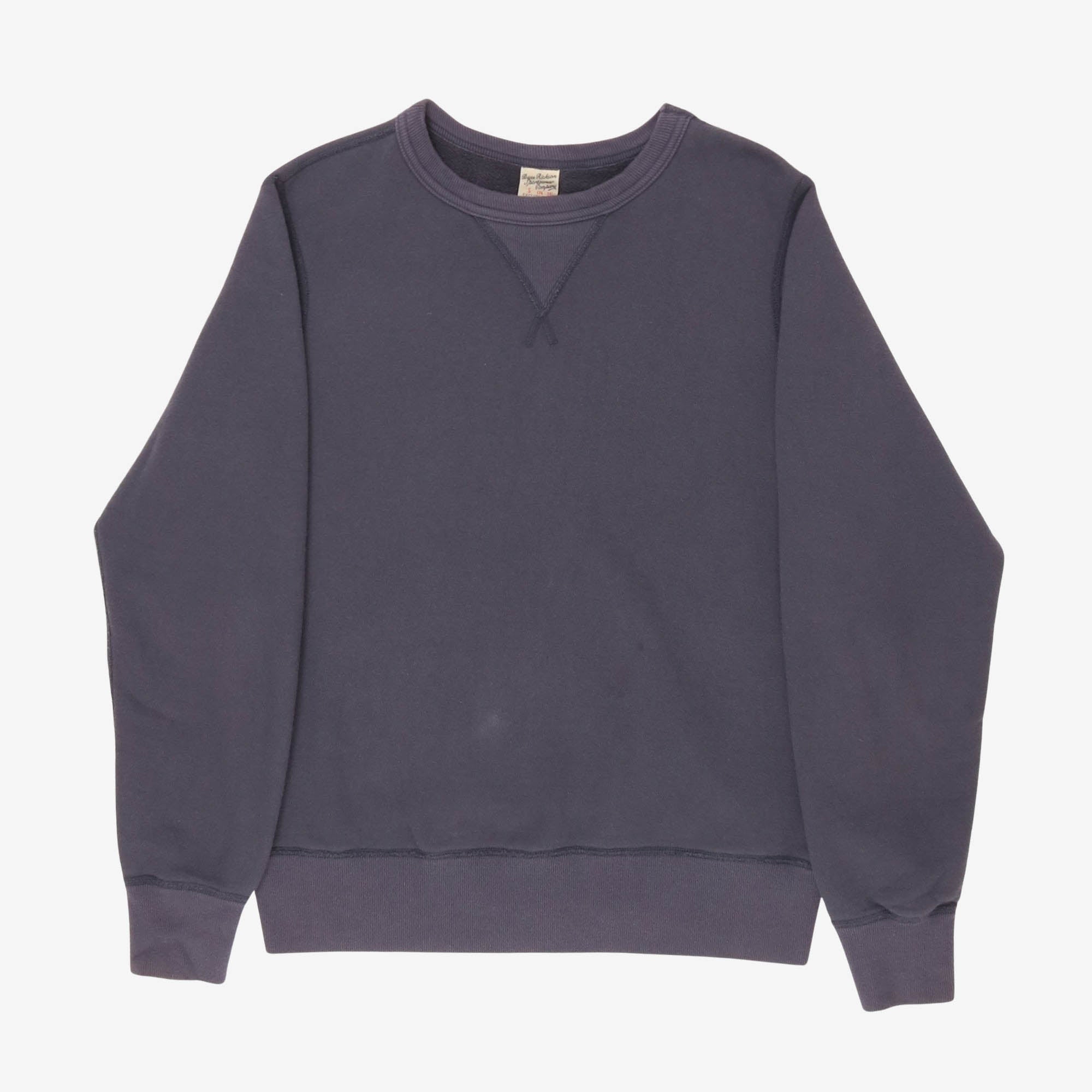 Single V Needle Sweatshirt
