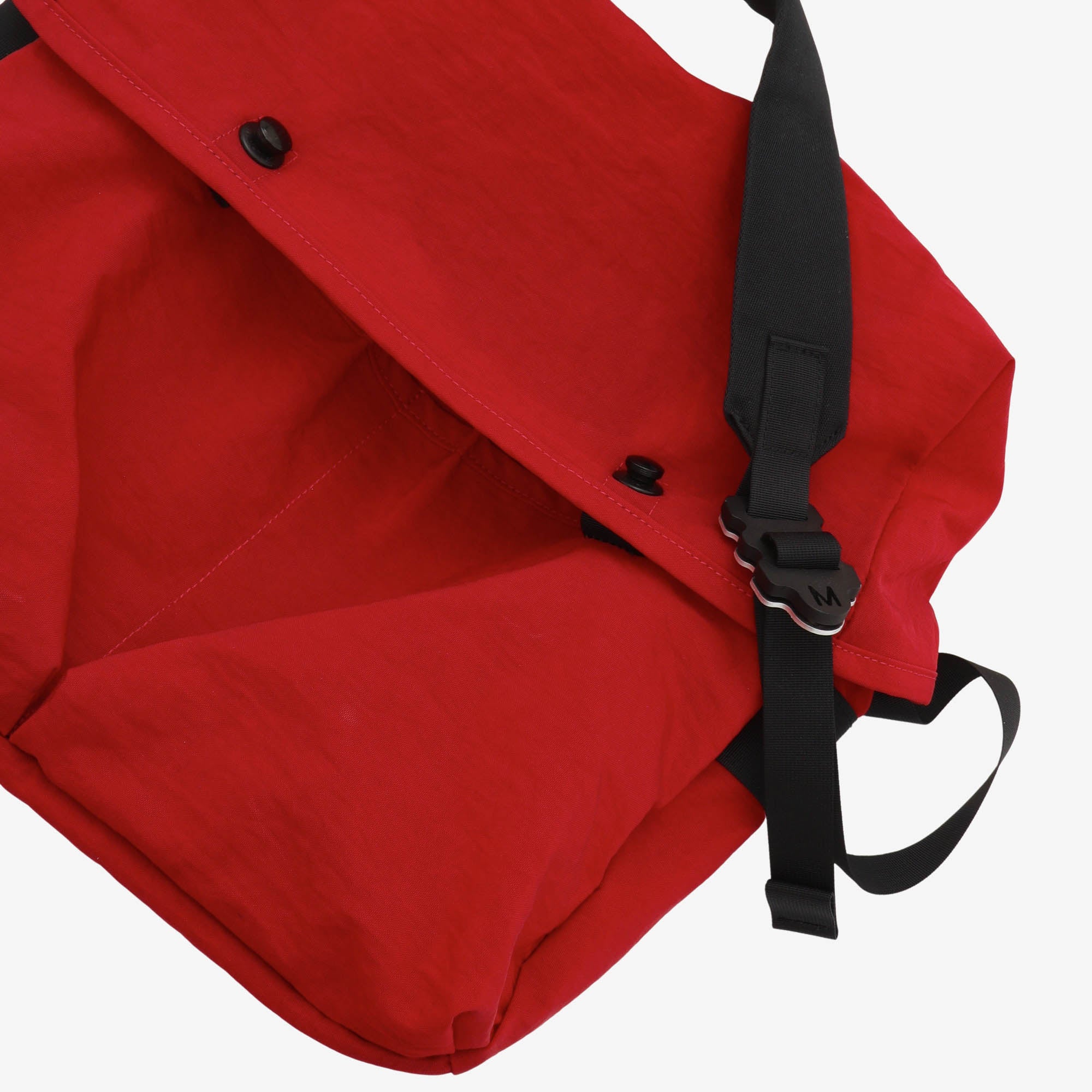 R19G4 Waratah Nylon Mini Messenger Bag