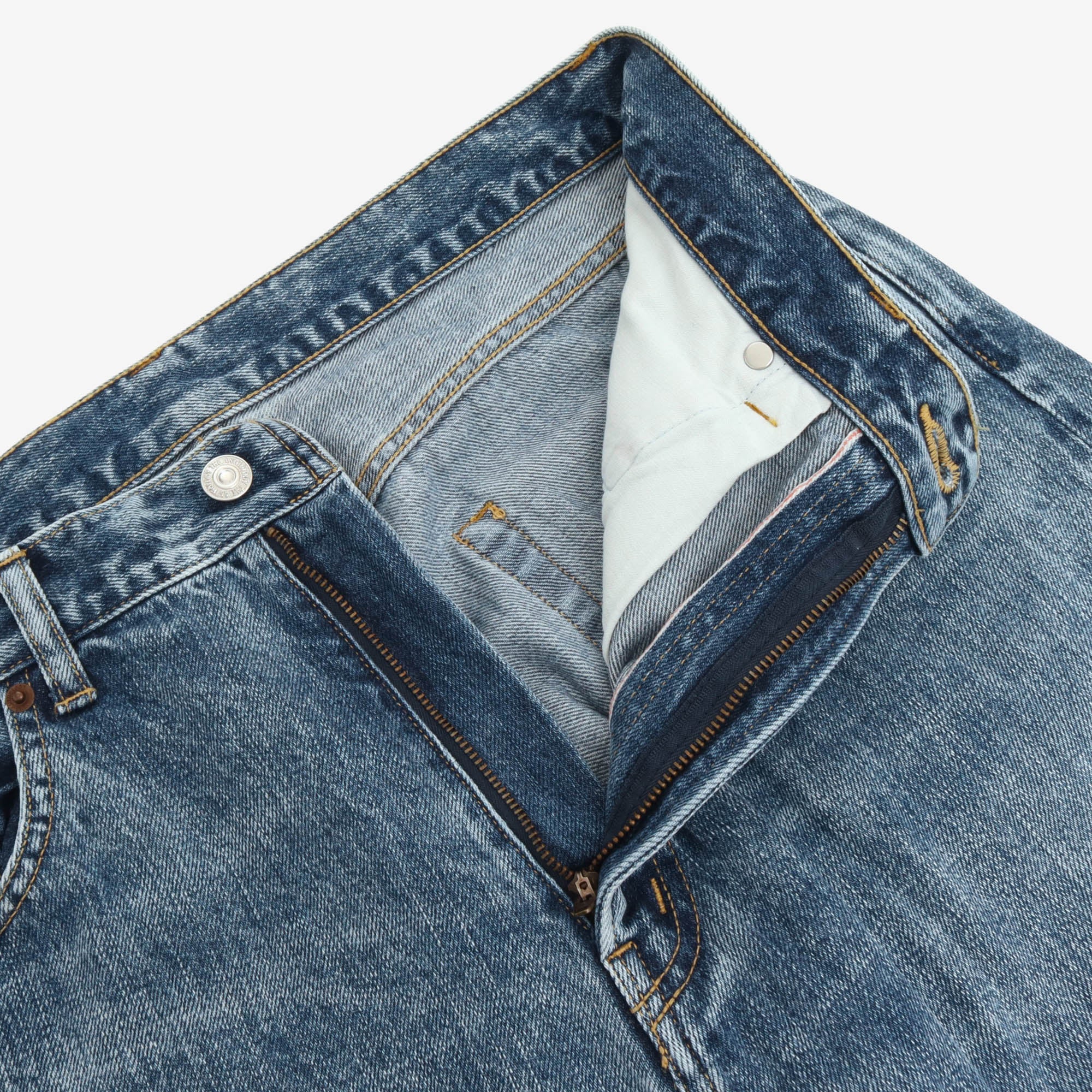 Medium Wash Selvedge Denim (32W X 35L)