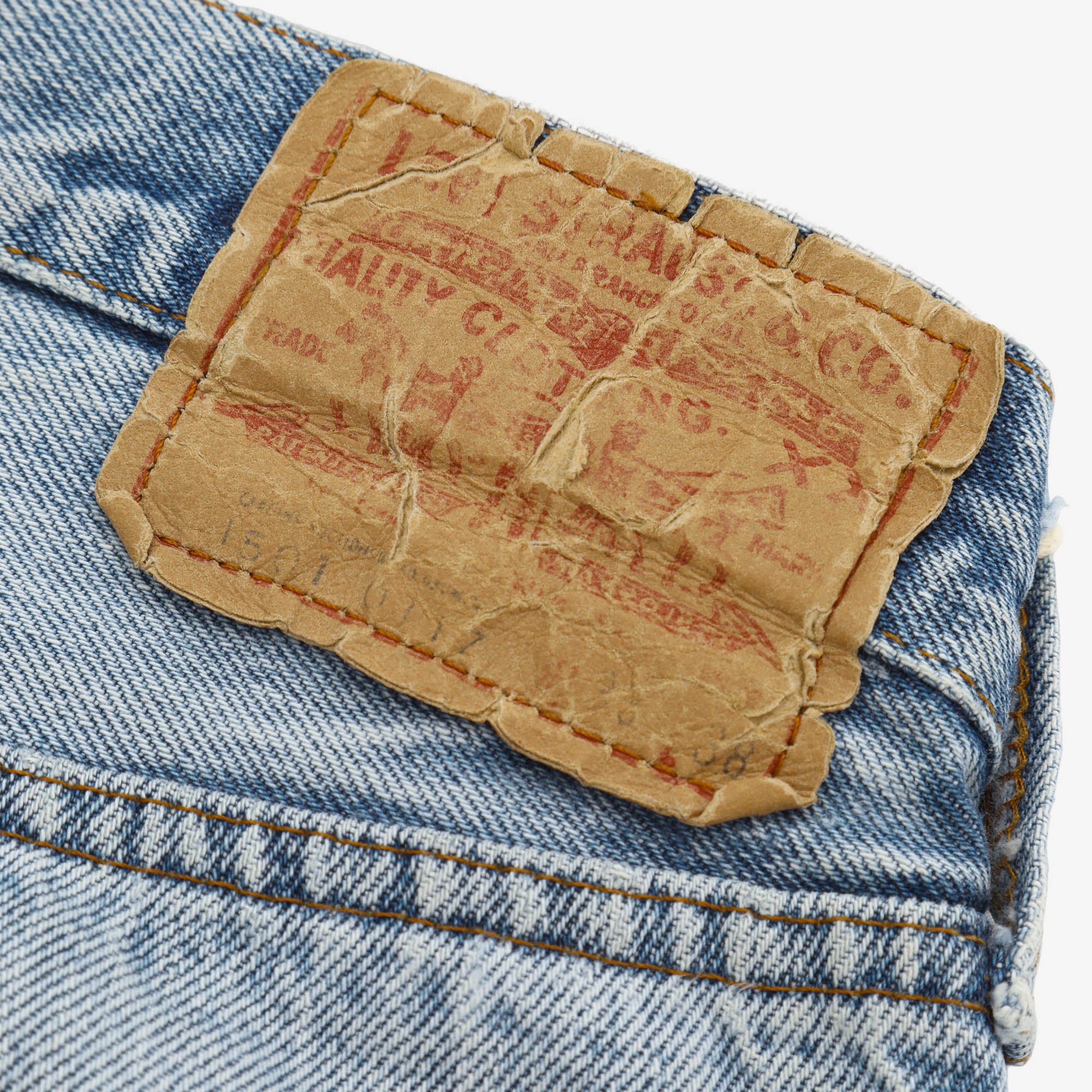 Vintage Distressed 501 Denim USA (30W X 28L)