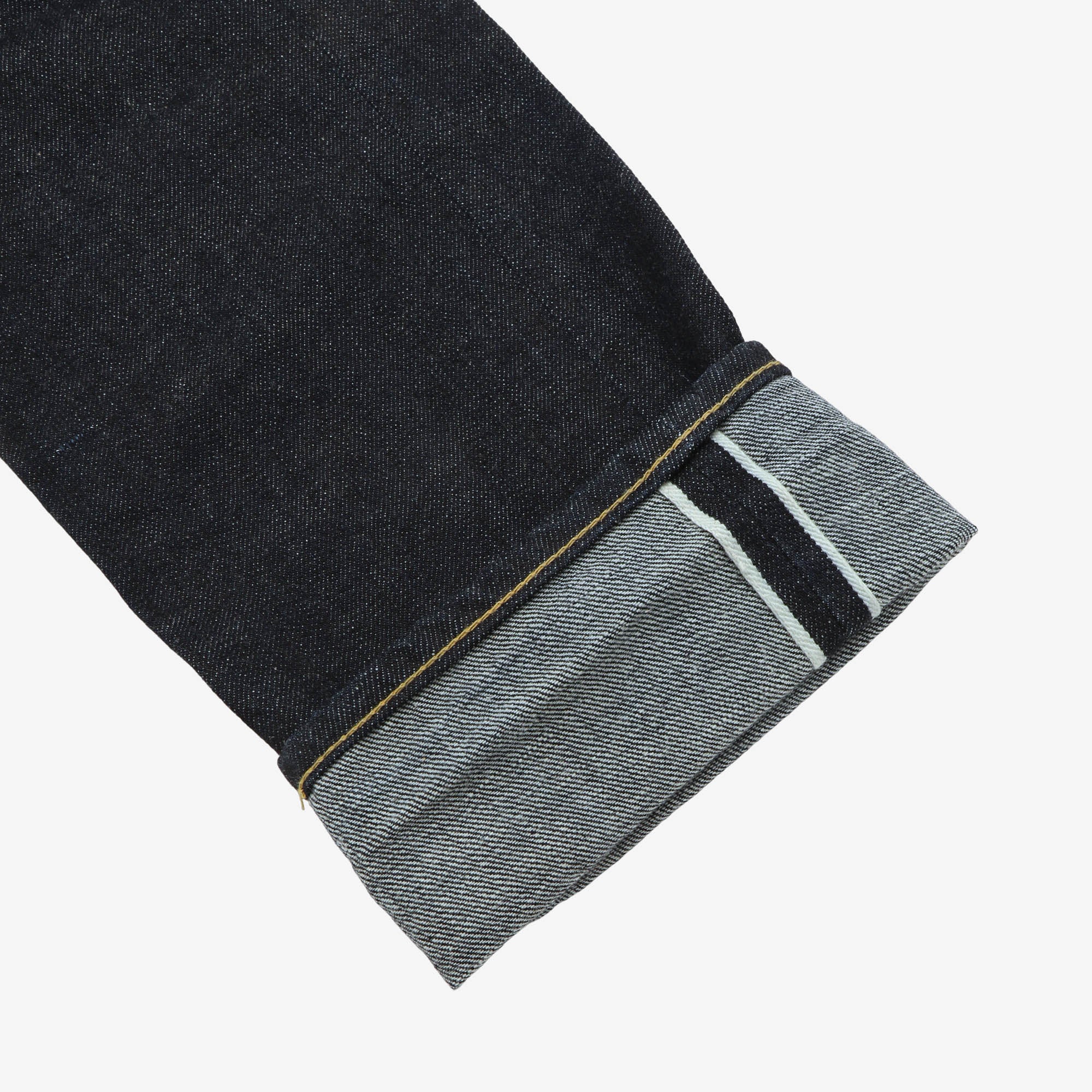 Circle Series Slim Tapered Selvedge Jeans (31W X 31L)