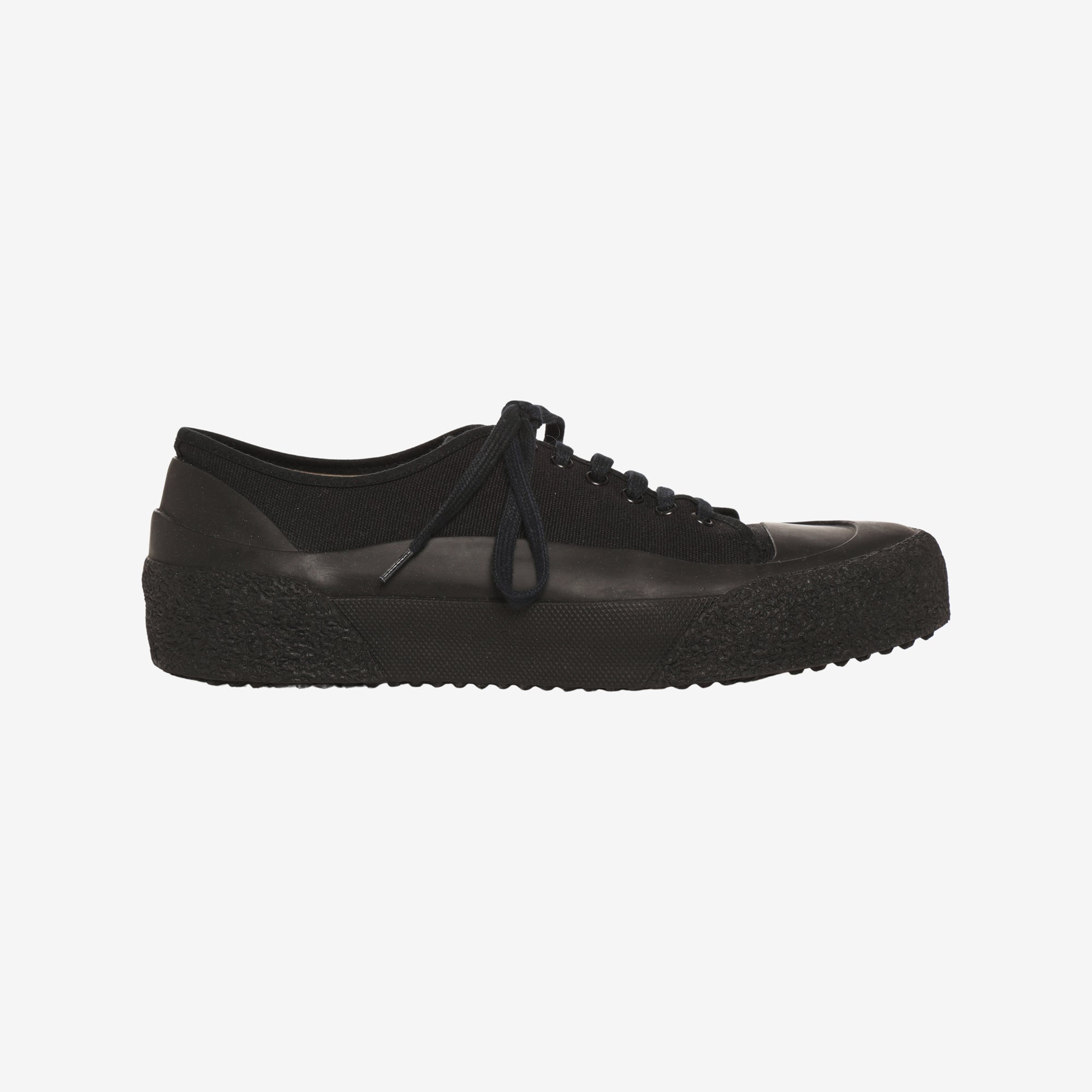 Sharp Canvas Low Sneakers