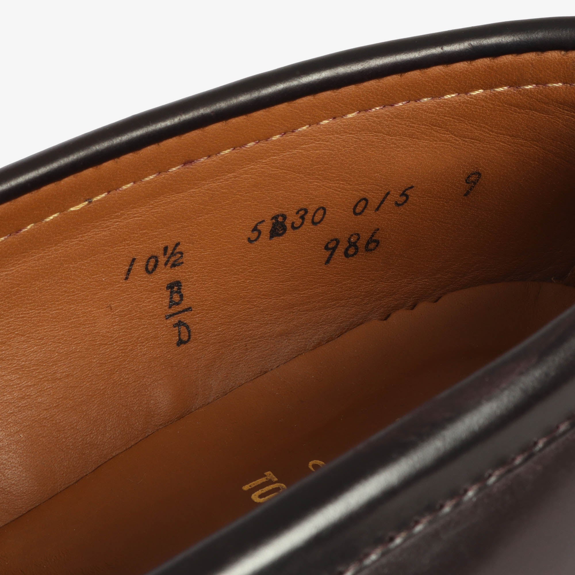 Shell Leisure Handsewn Moccasin (Rare)
