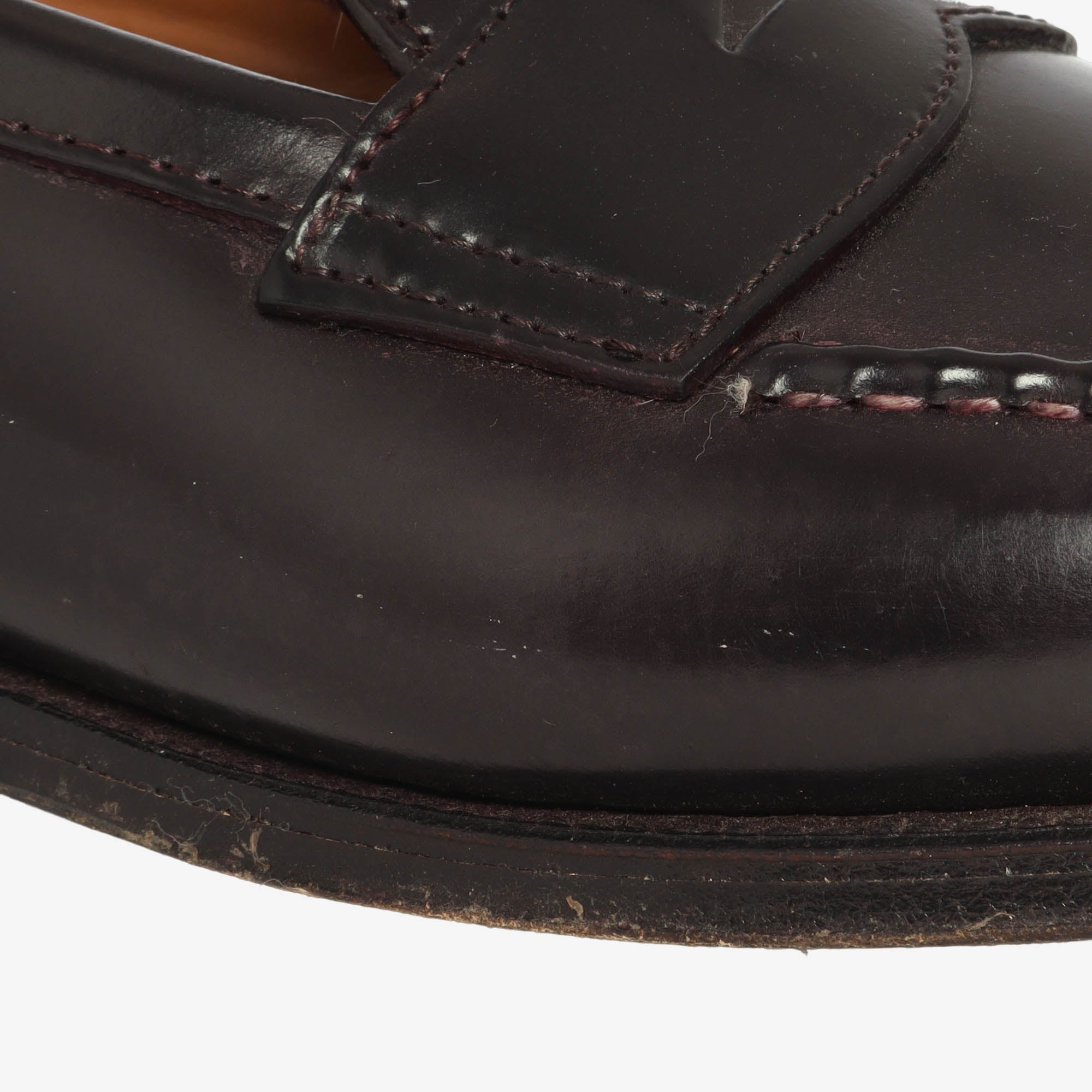 Shell Leisure Handsewn Moccasin (Rare)