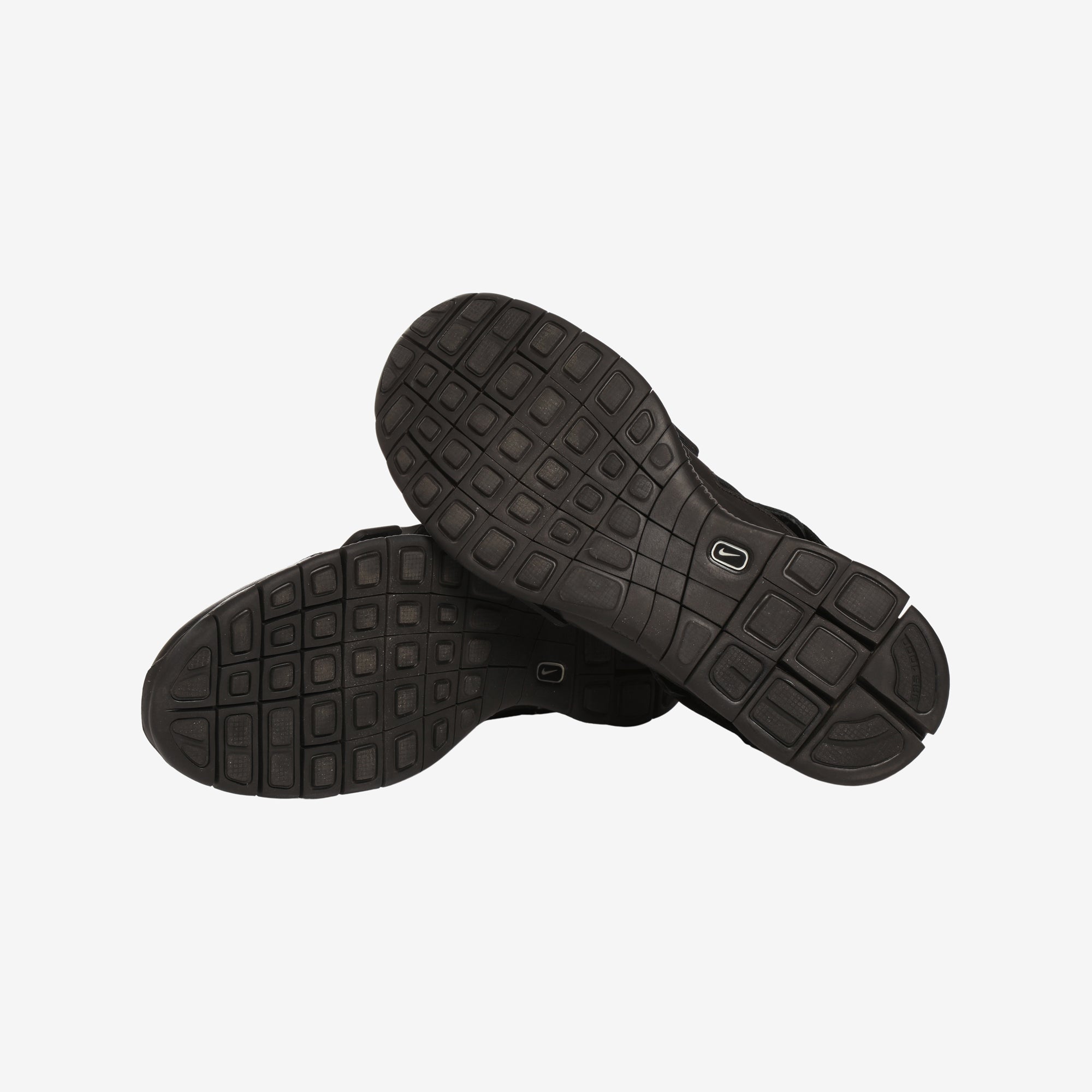 Free Huarache Carnivore Sneakers