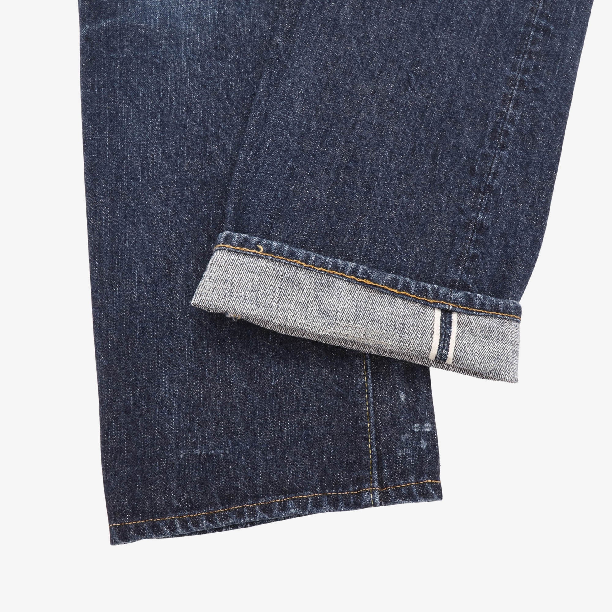 105 Standard Fit Selvedge Jeans (31W X 29L)