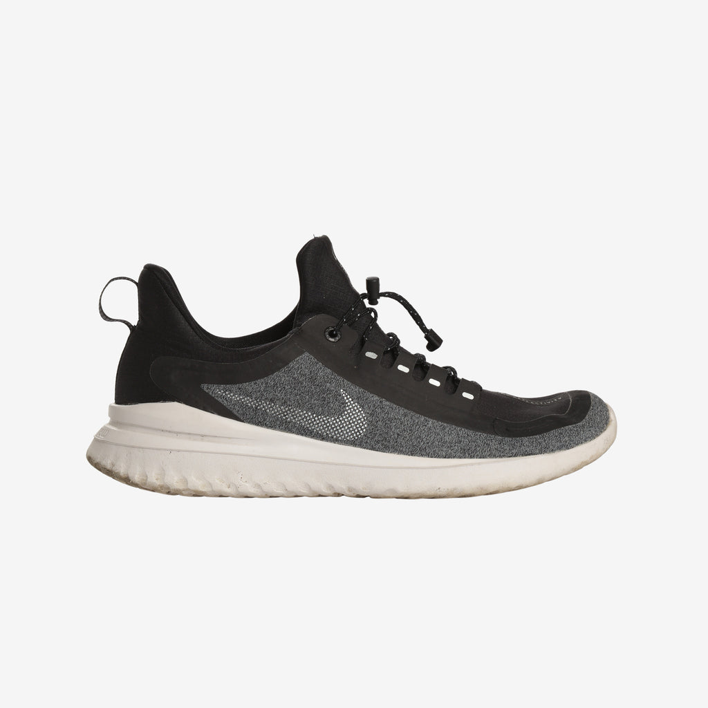 Nike Renew Rival Shield Sneakers – Marrkt