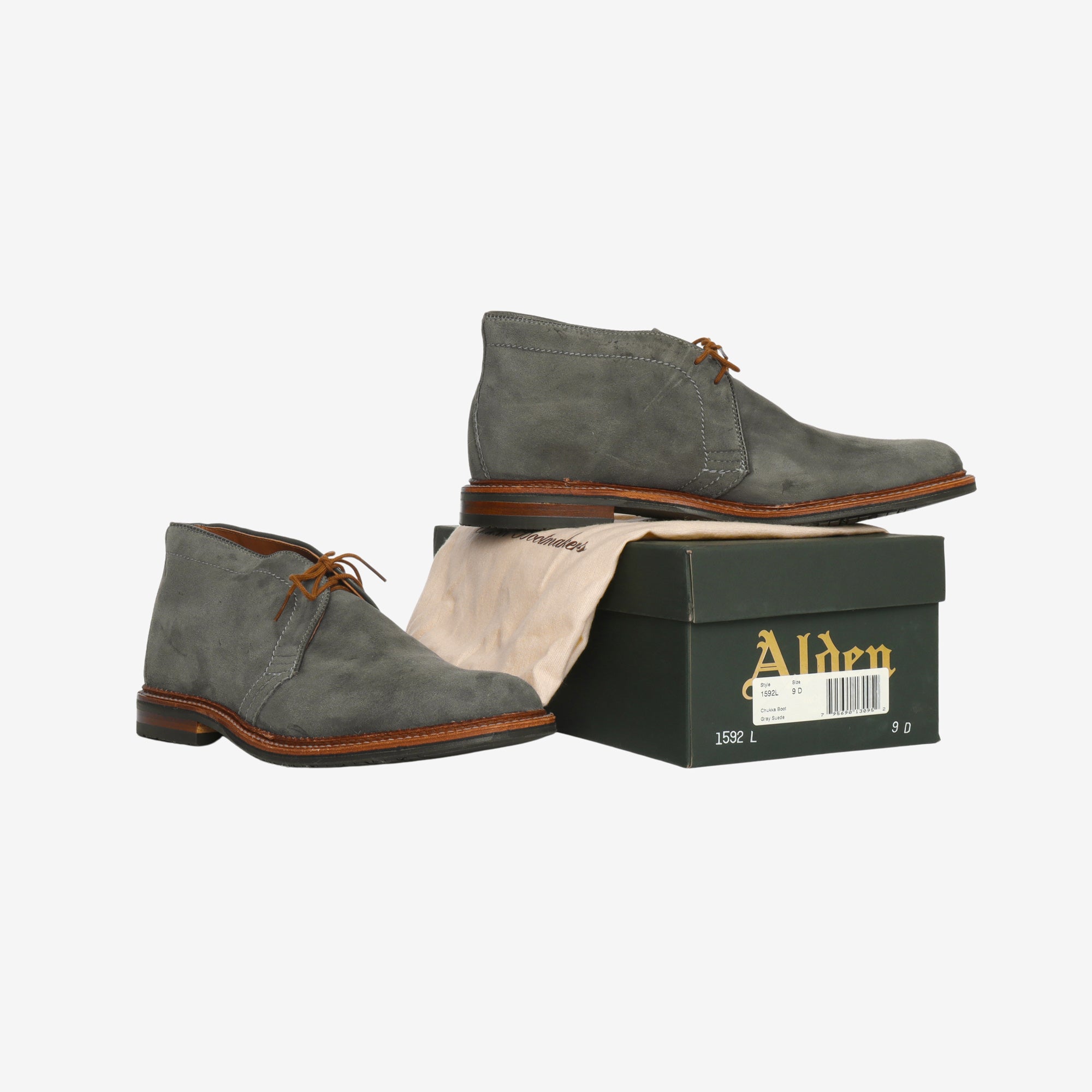 1592L Suede Chukka Boots + Trees (Sherman Brothers)