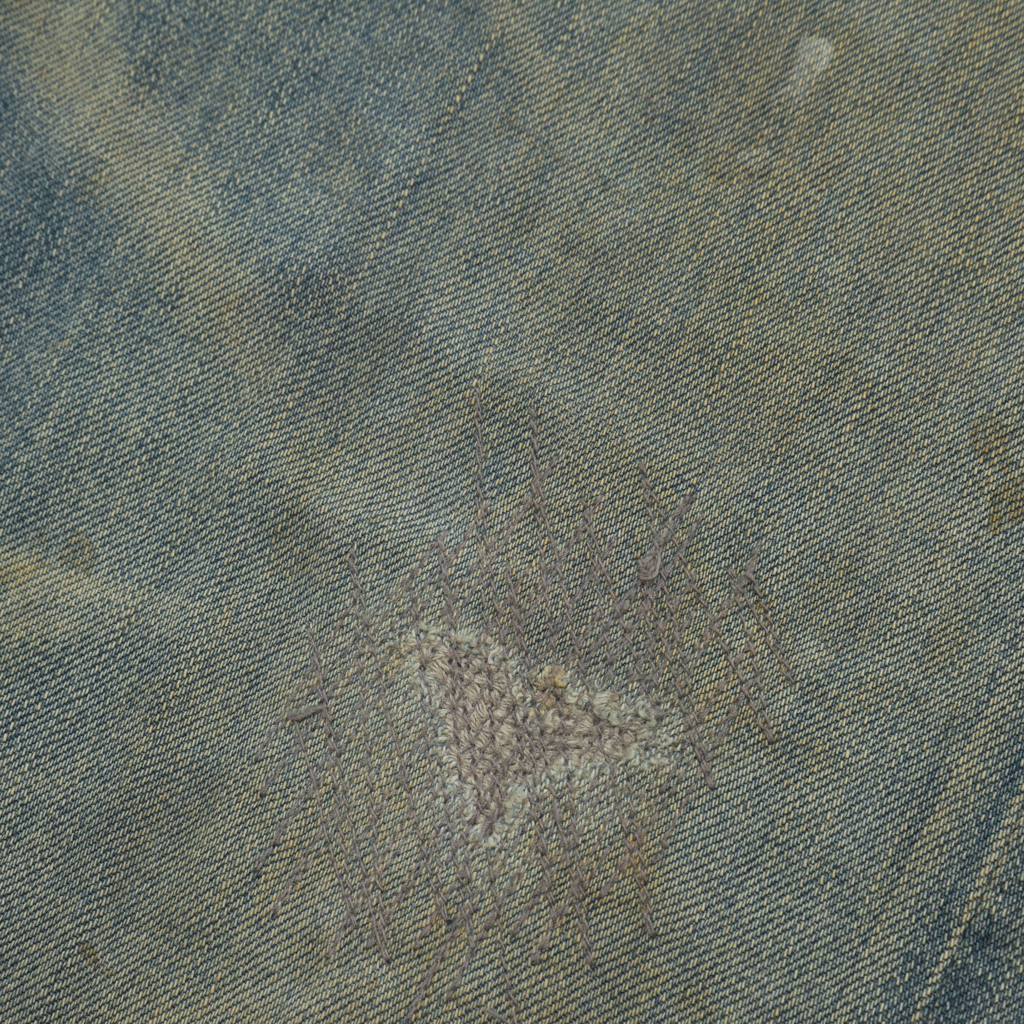 M7-12 Distressed Selvedge Denim (32W X 31L)