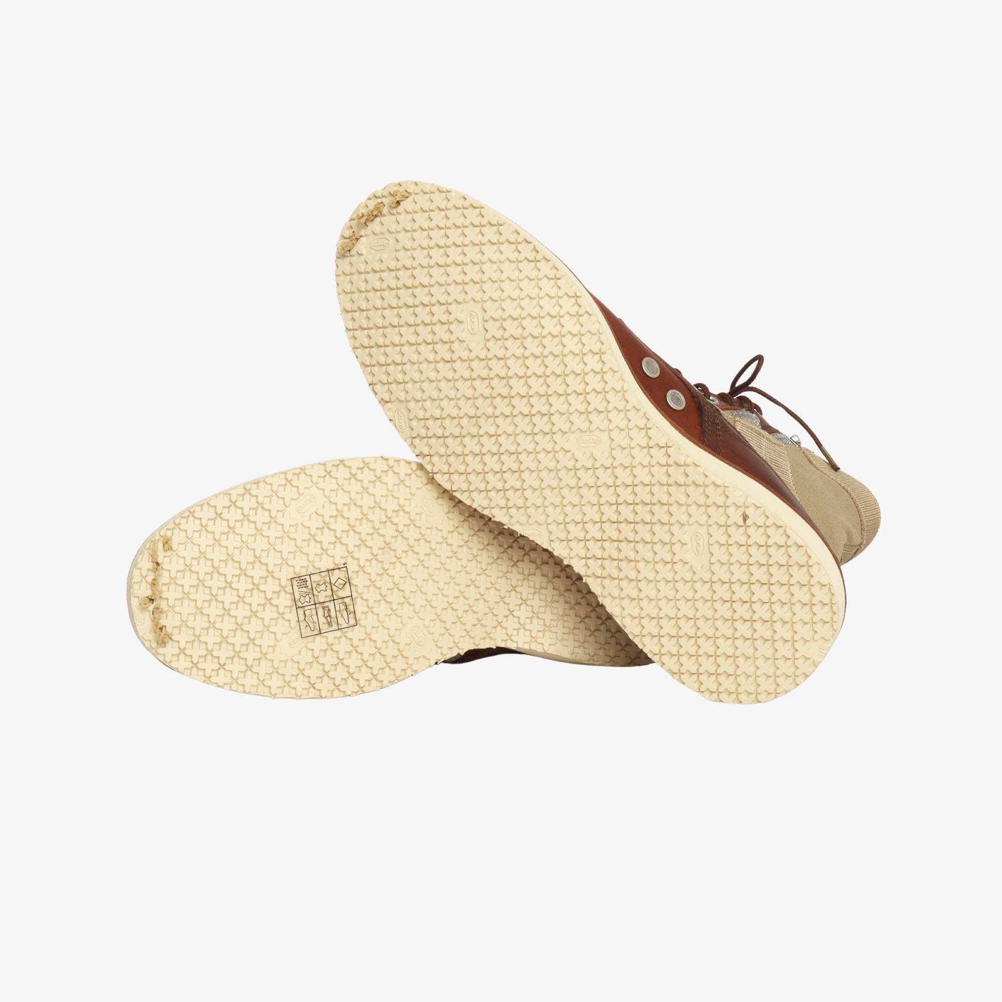 7 Hole 73 Folk Boots