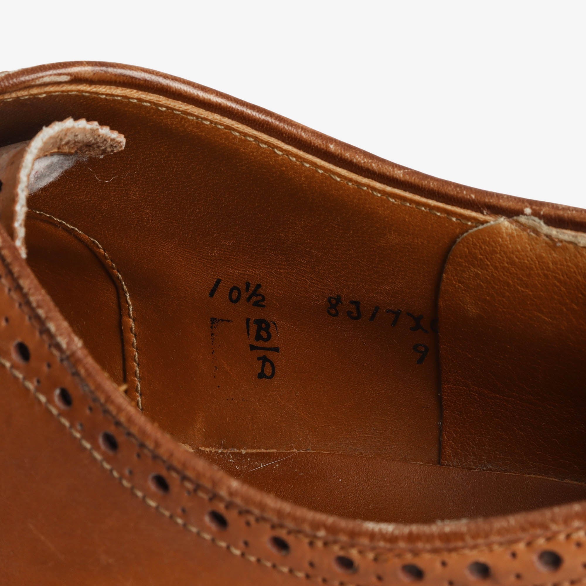 911 Medallion Oxford