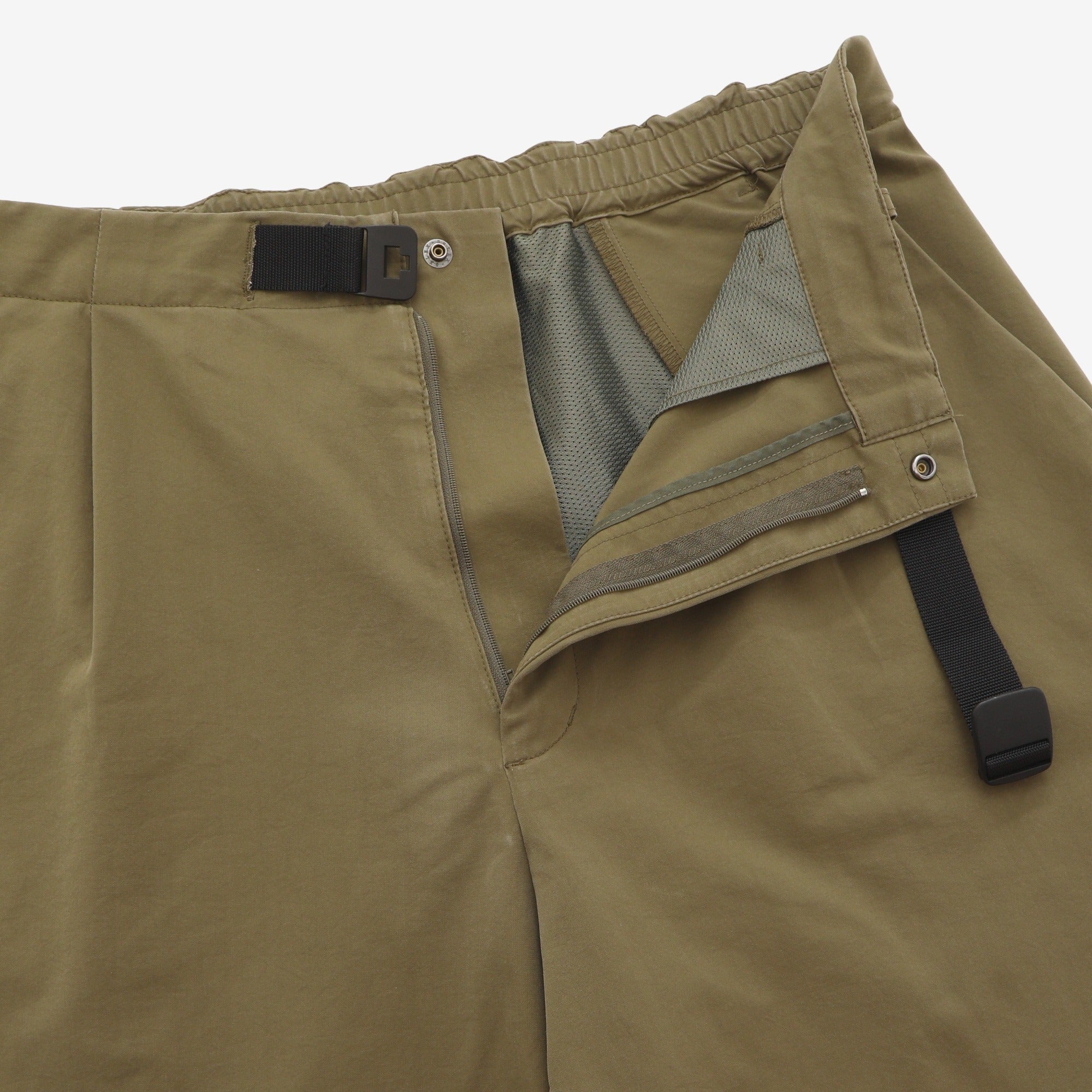 Tapered Stretch Pants