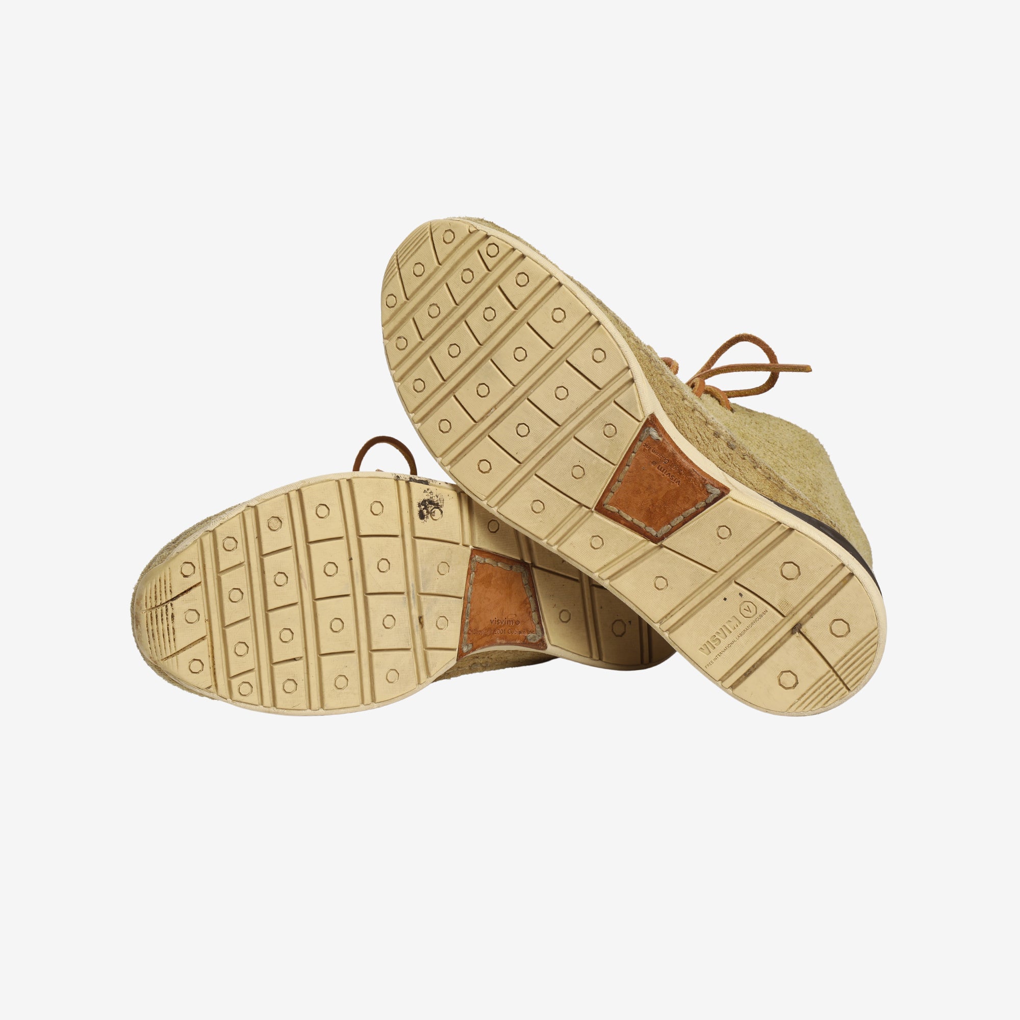 Voyageur Moc Folk Distressed