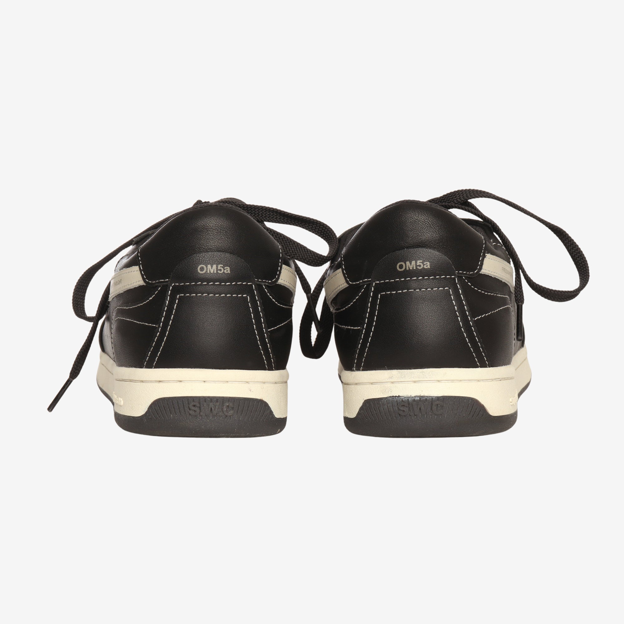 Pro-Cup 01 Omni Leather Sneakers