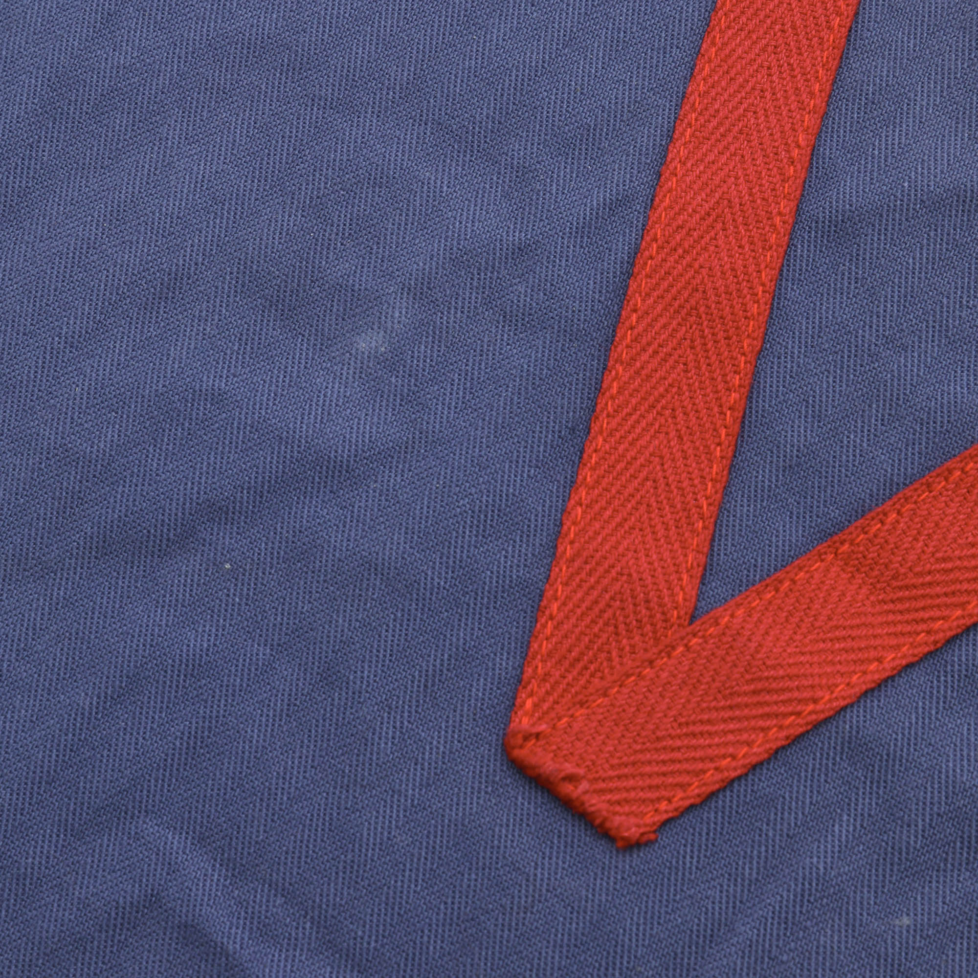 Victory Shoulder Tote