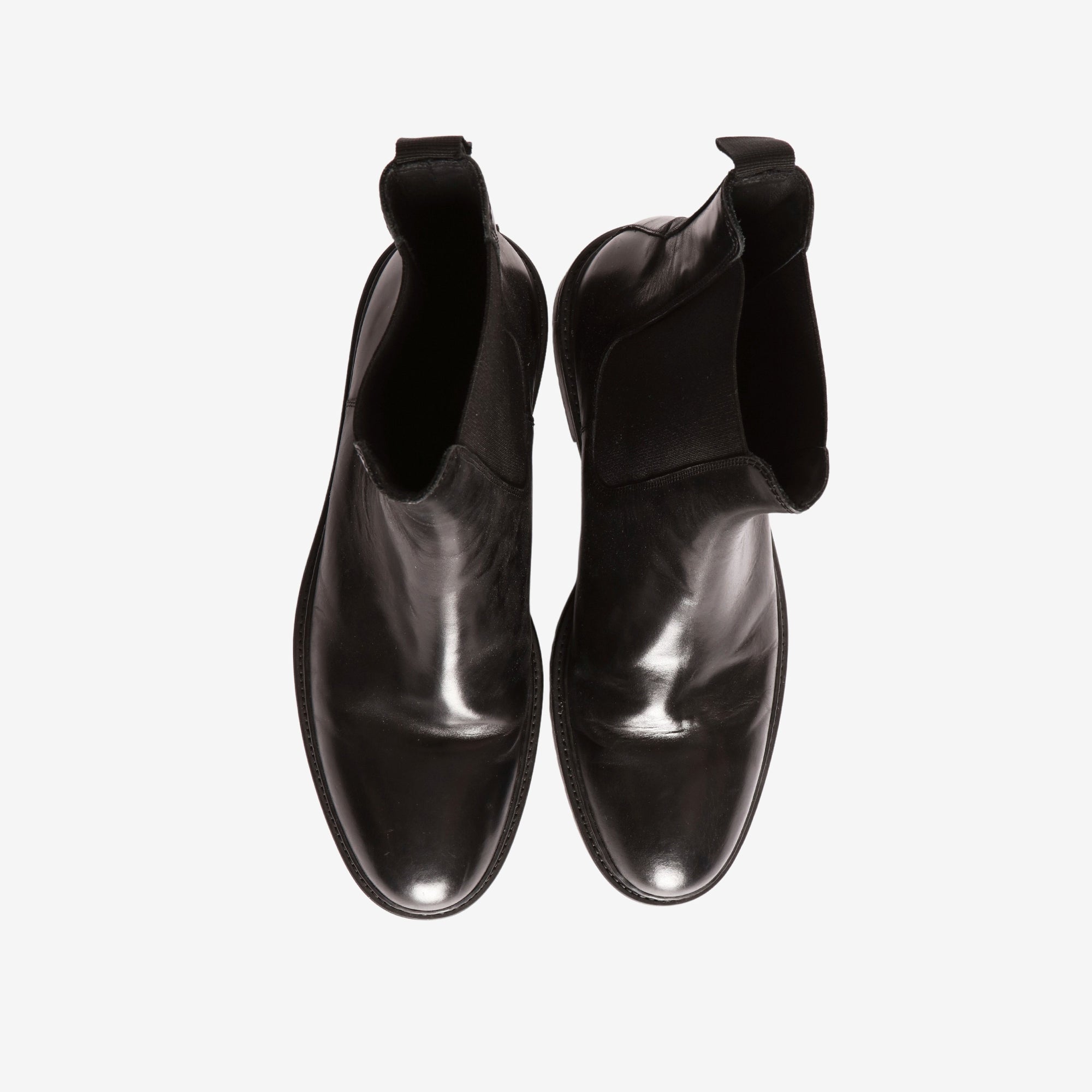 Amaro Cleated Chelsea Boots