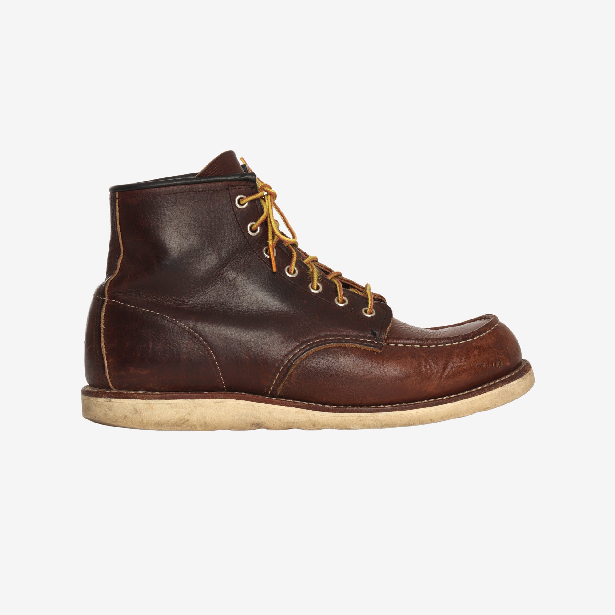 8138 Classic Moc Toe Boots