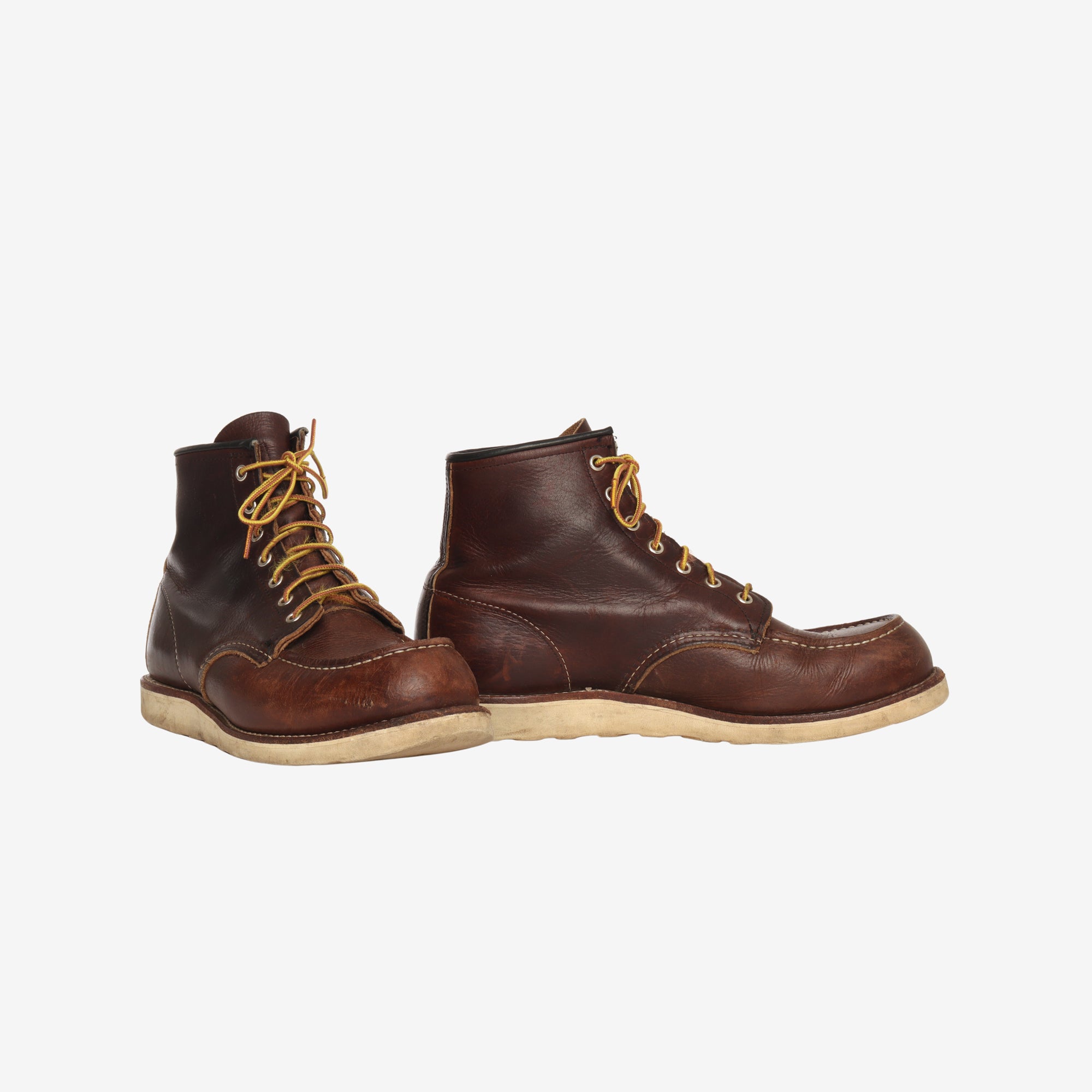 8138 Classic Moc Toe Boots