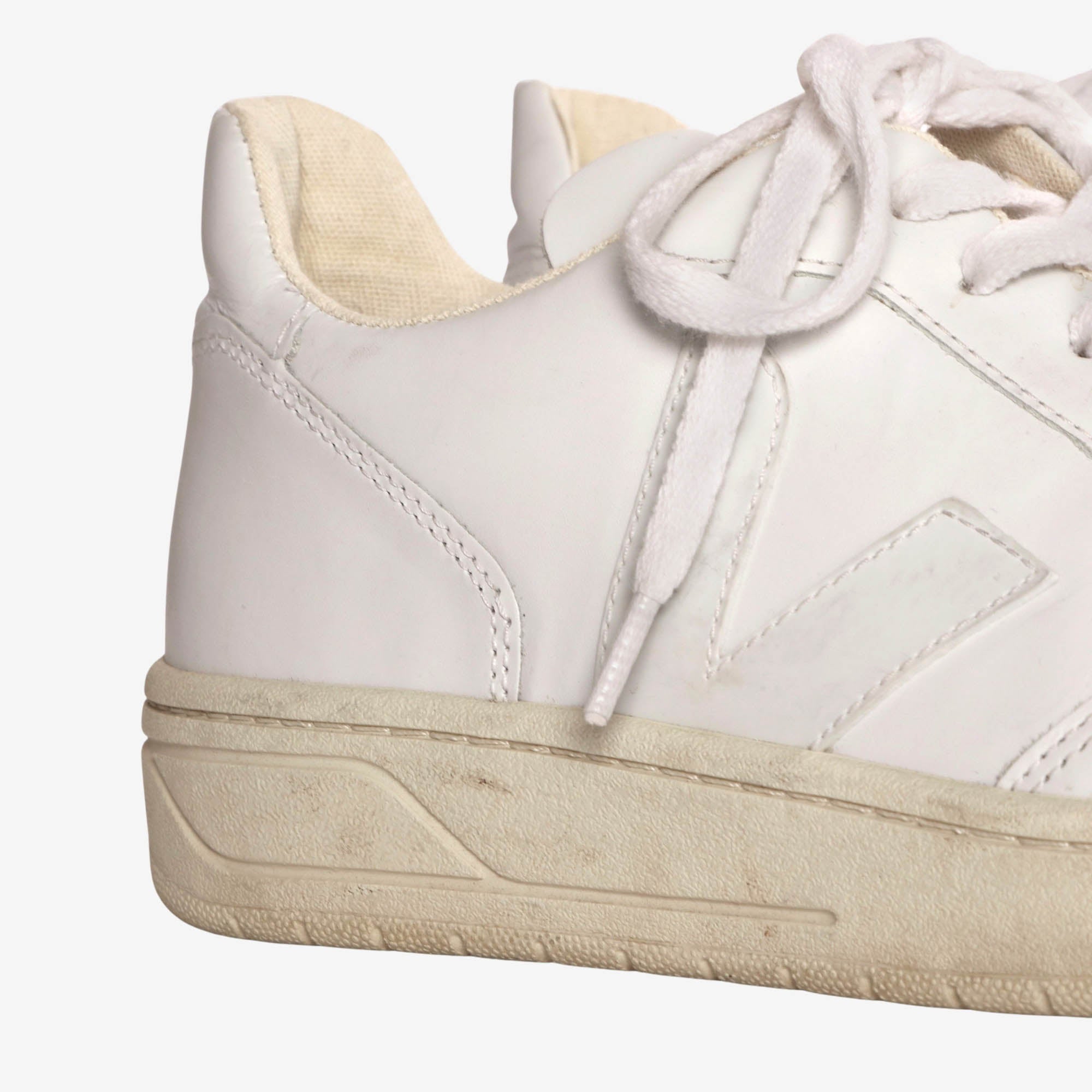 V10 Leather Sneakers