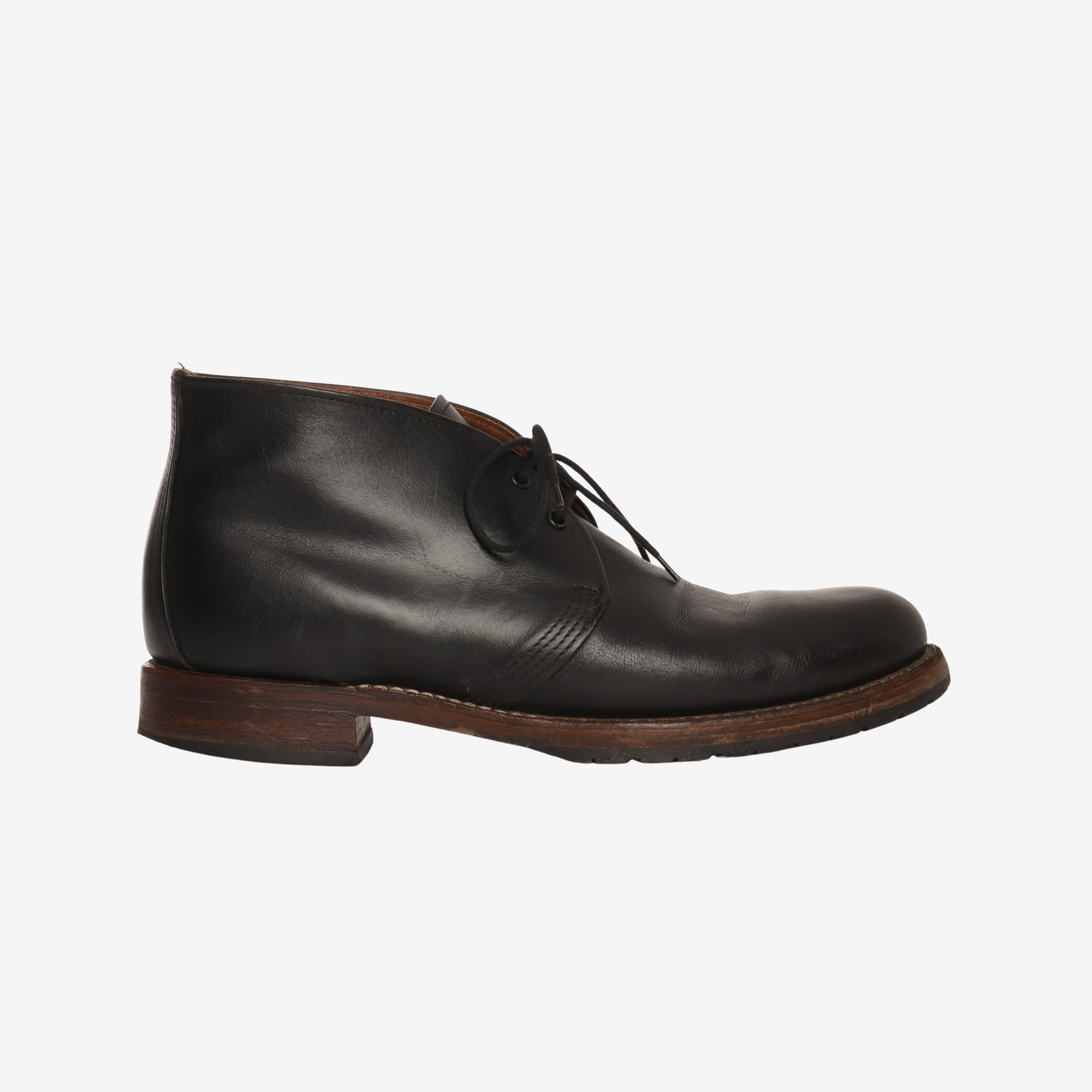 9024 Beckman Chukka Boots
