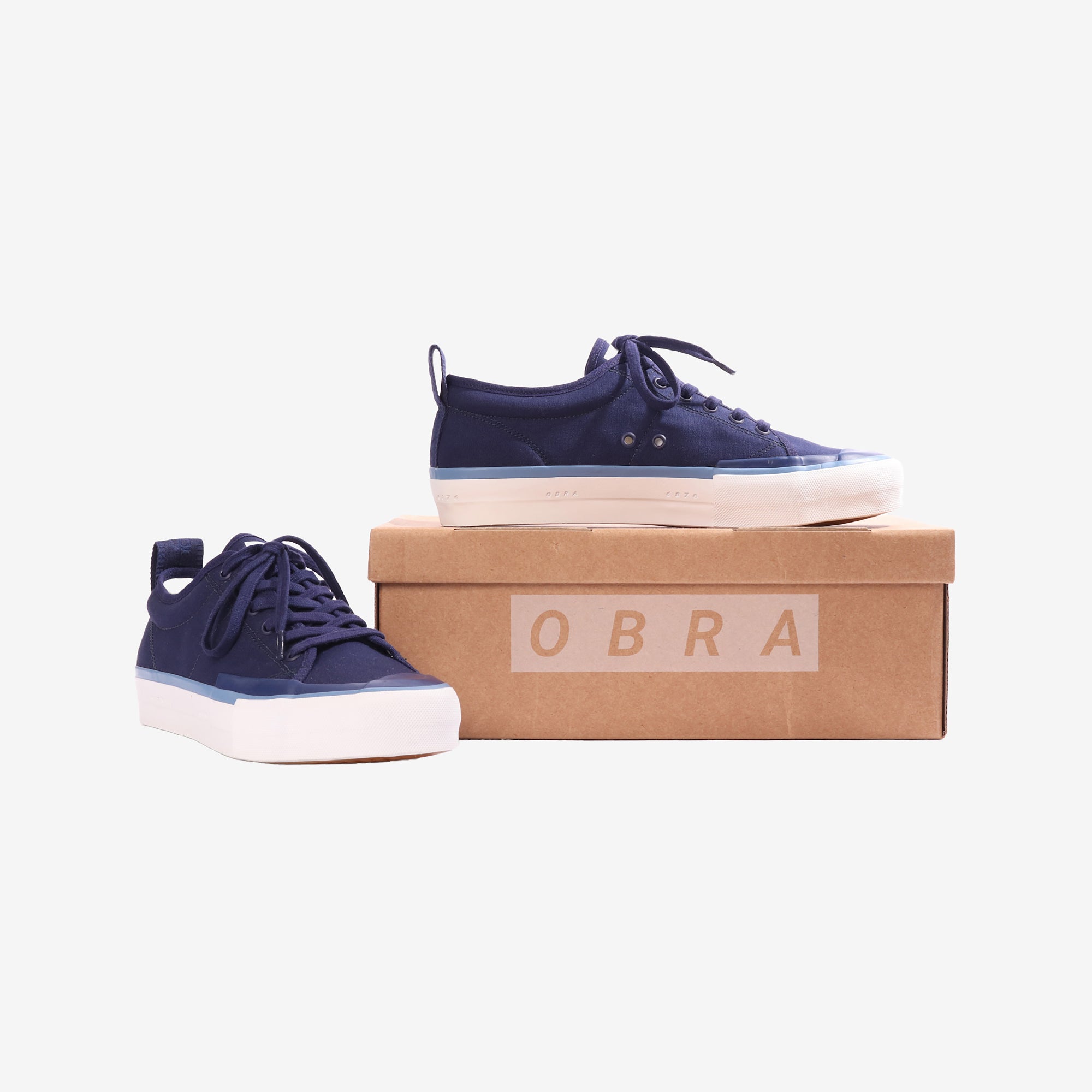 6876 Low Sneakers