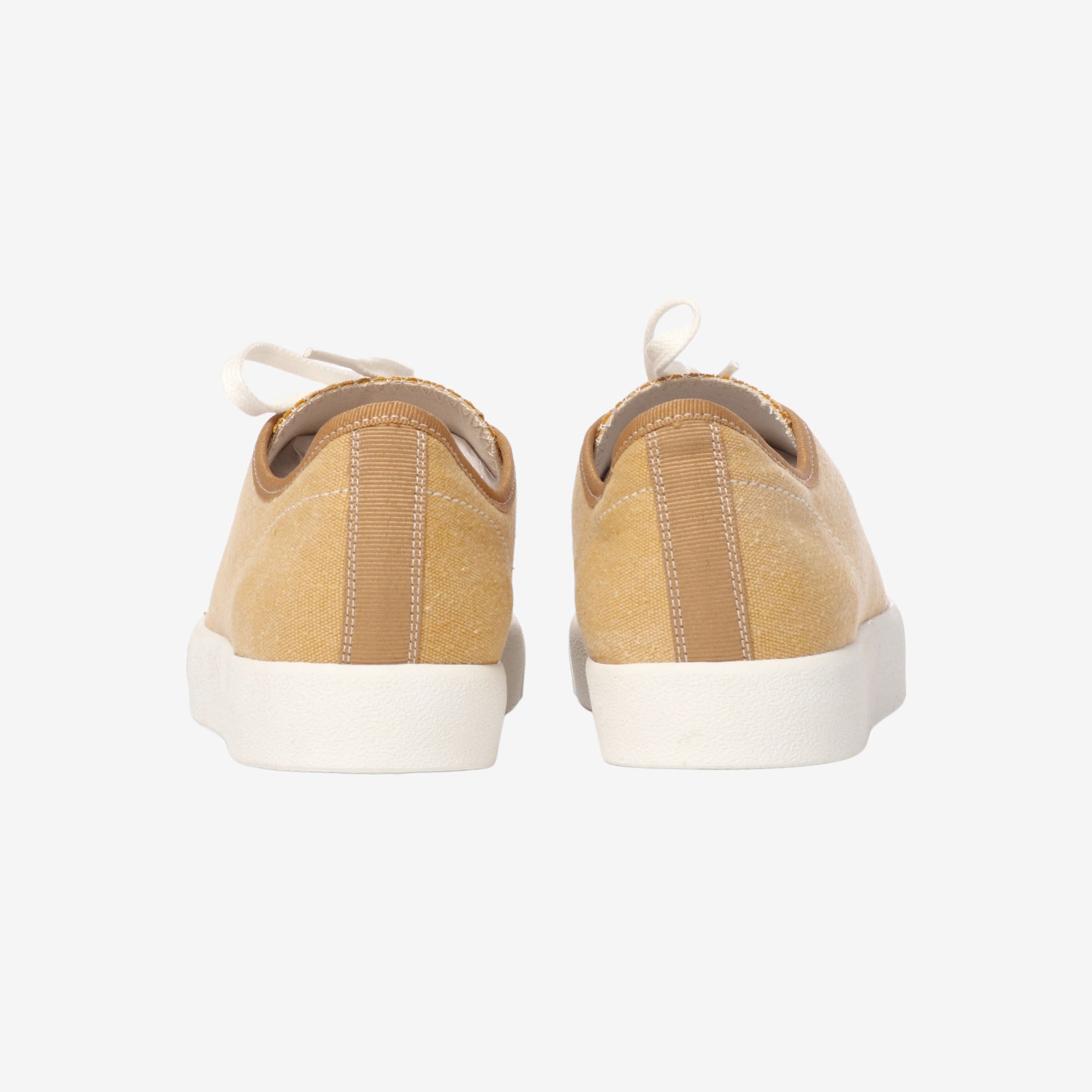 Clava Canvas Sneakers