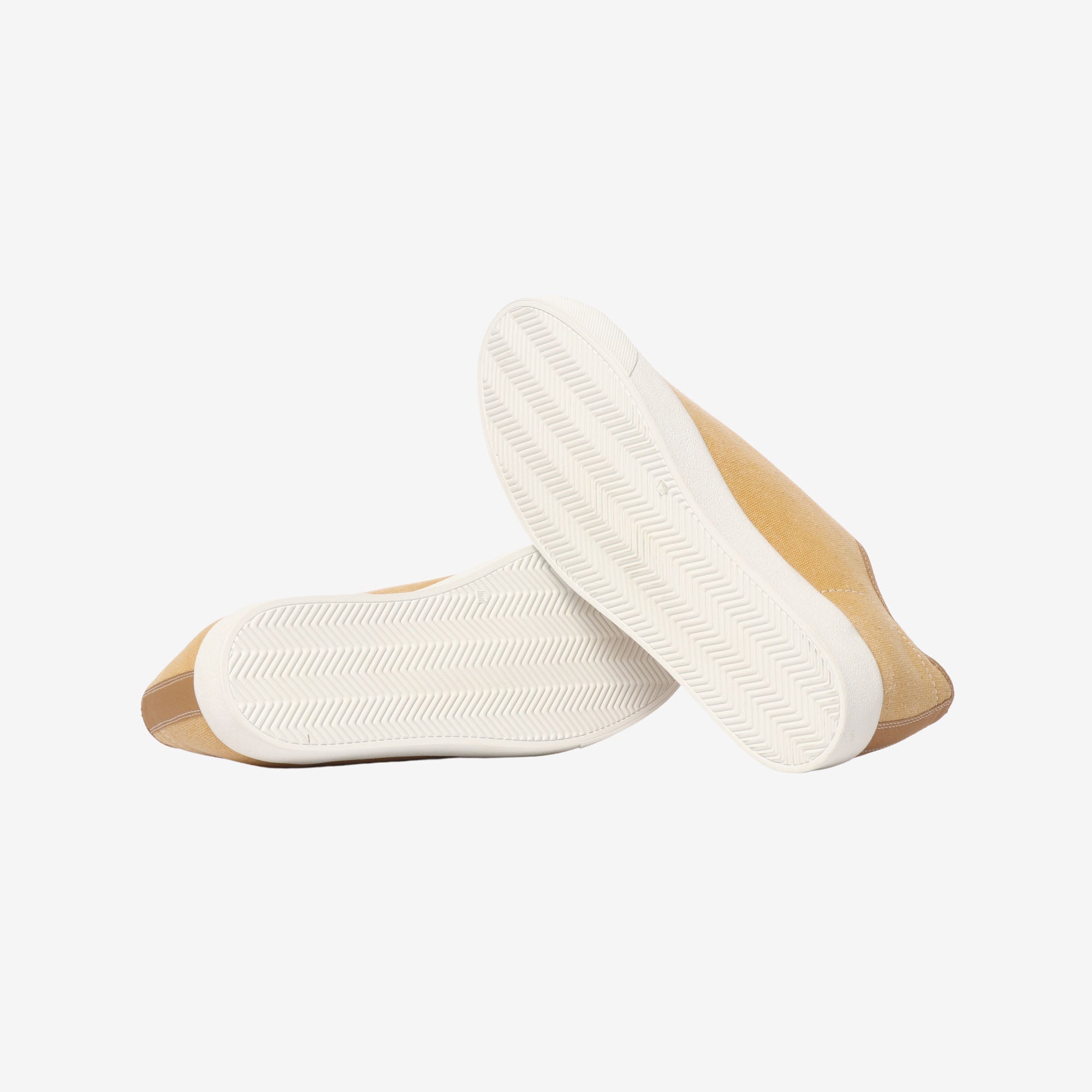 Clava Canvas Sneakers