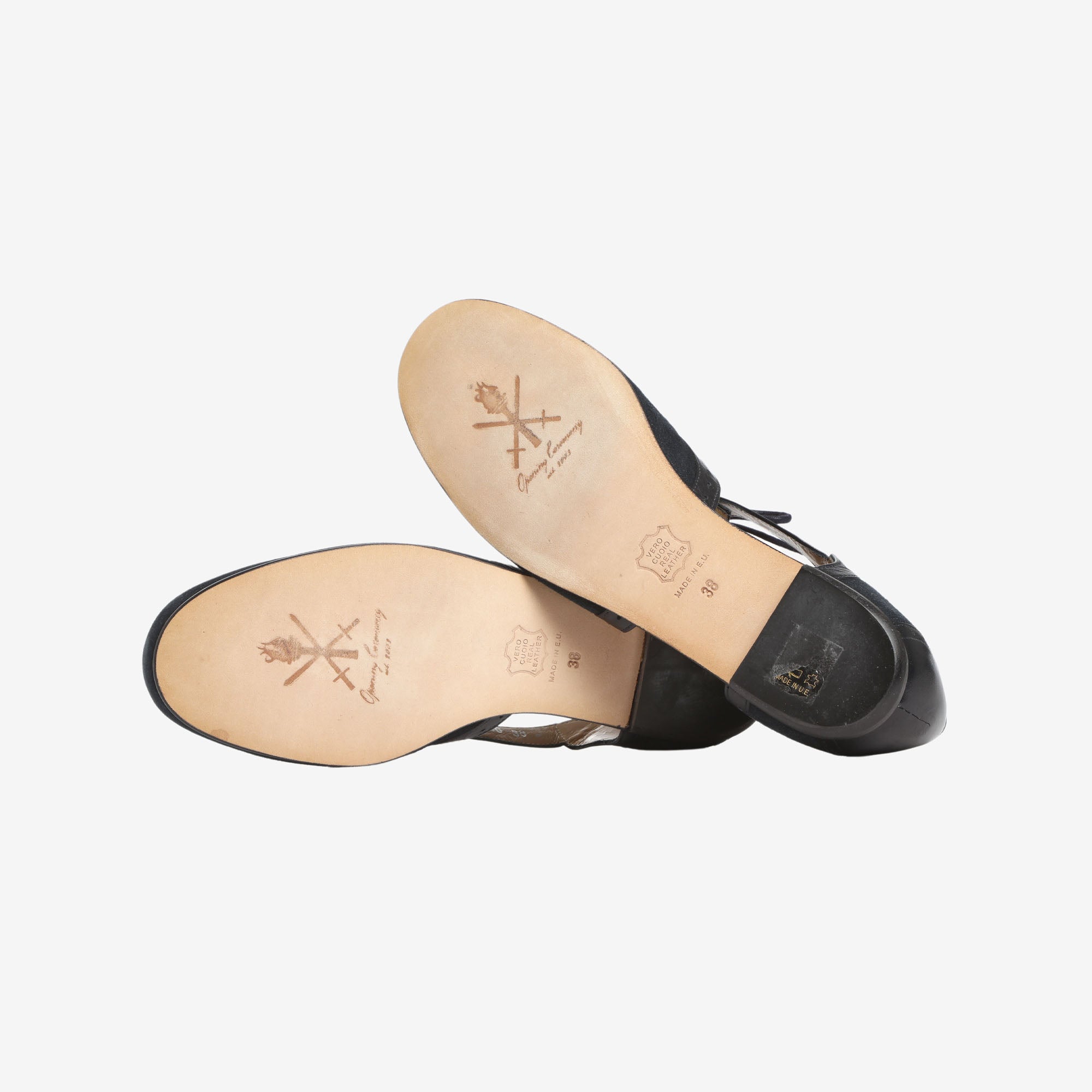 Women’s Cut Out Pump